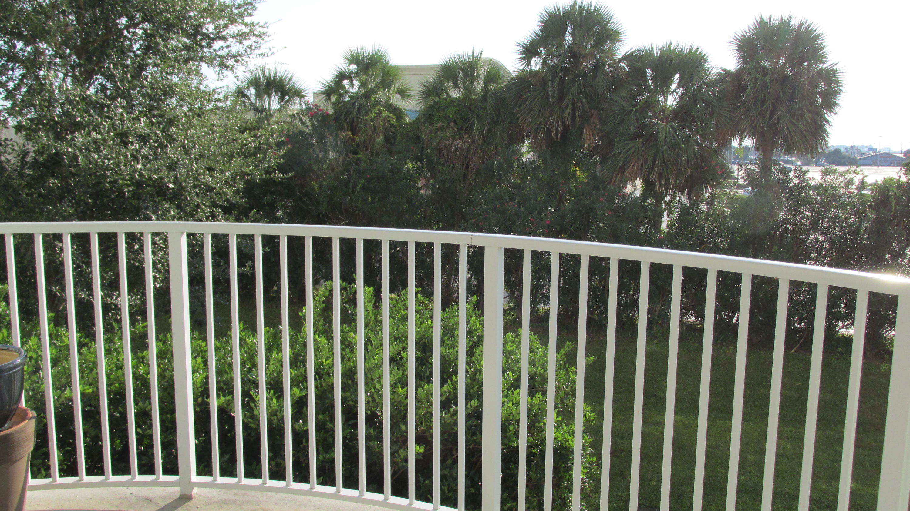 THE PALMS OF DESTIN - Residential Lease