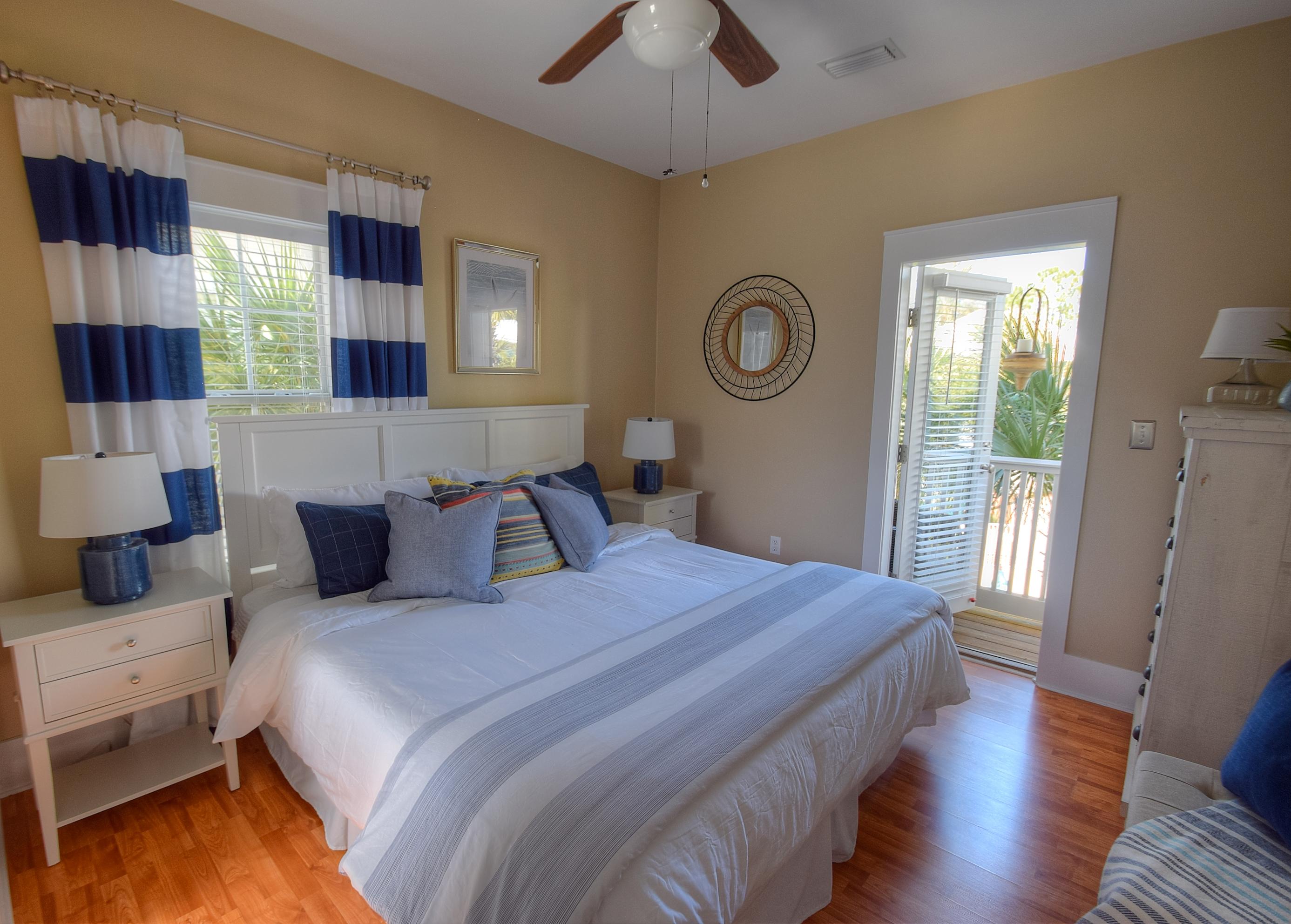BUNGALOWS AT SEAGROVE - Residential
