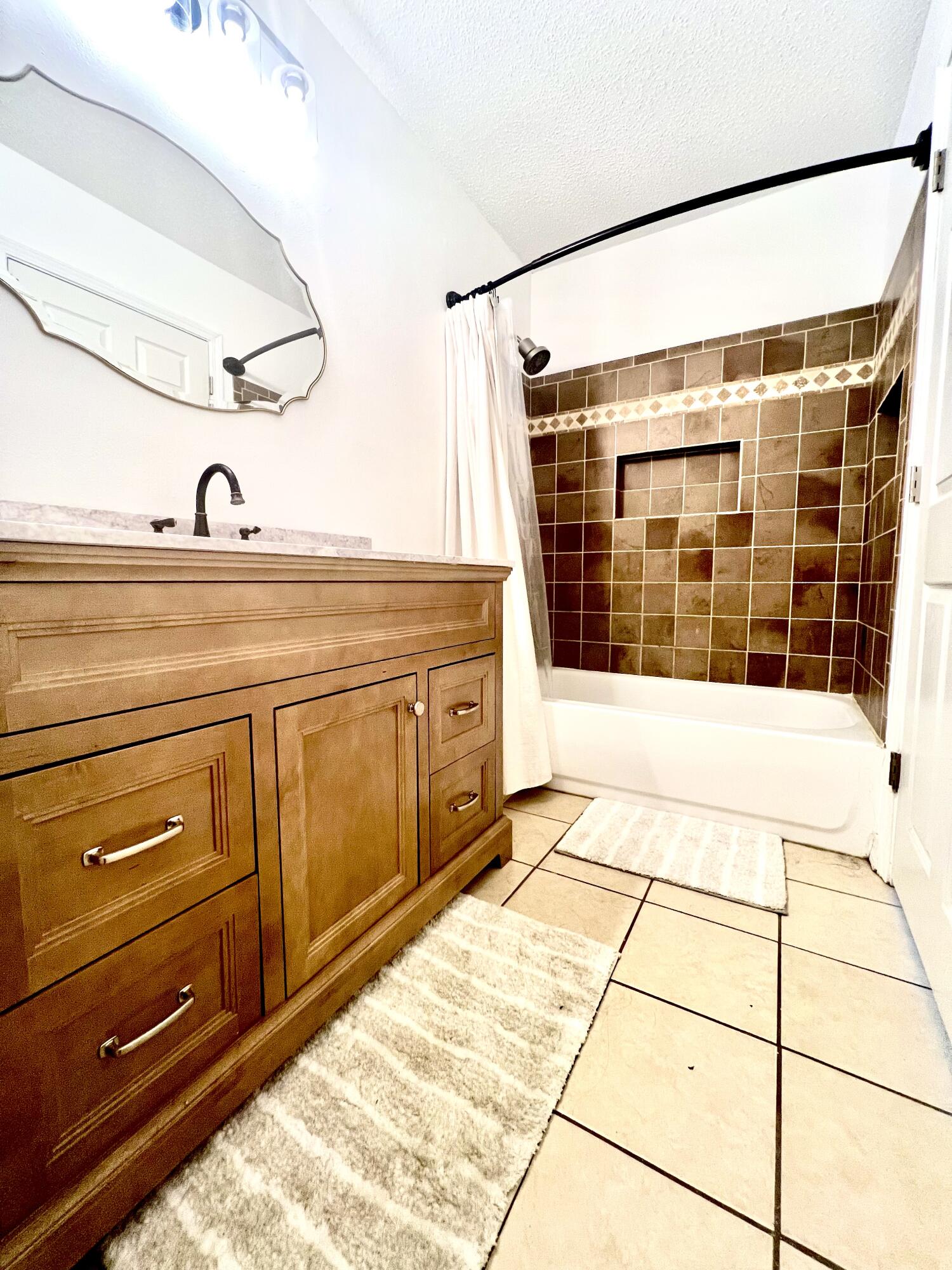 HIDDEN TRAILS PH 6 - Residential