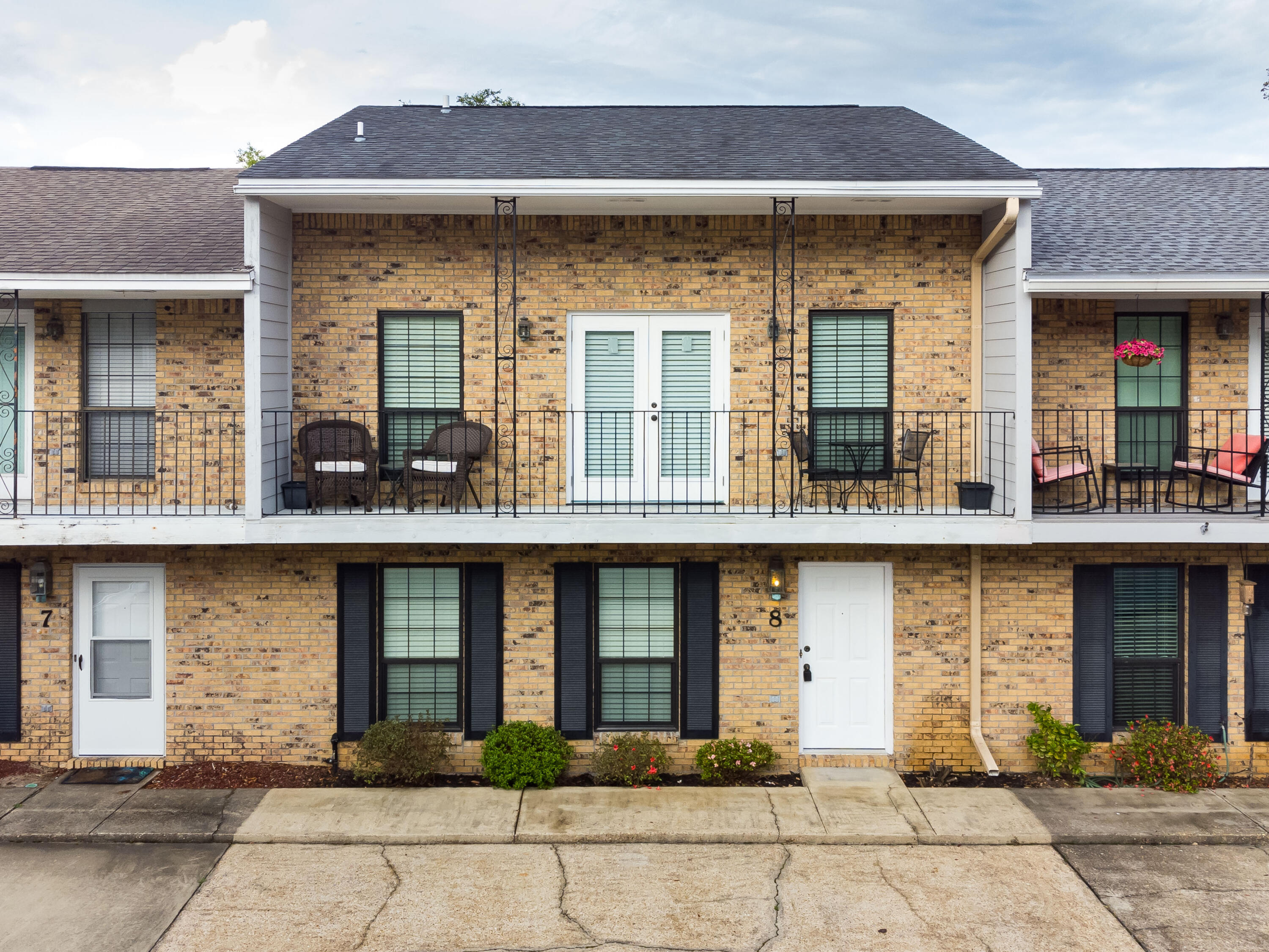 CERCLE NAUTIQUE TOWNHOUSES - Residential