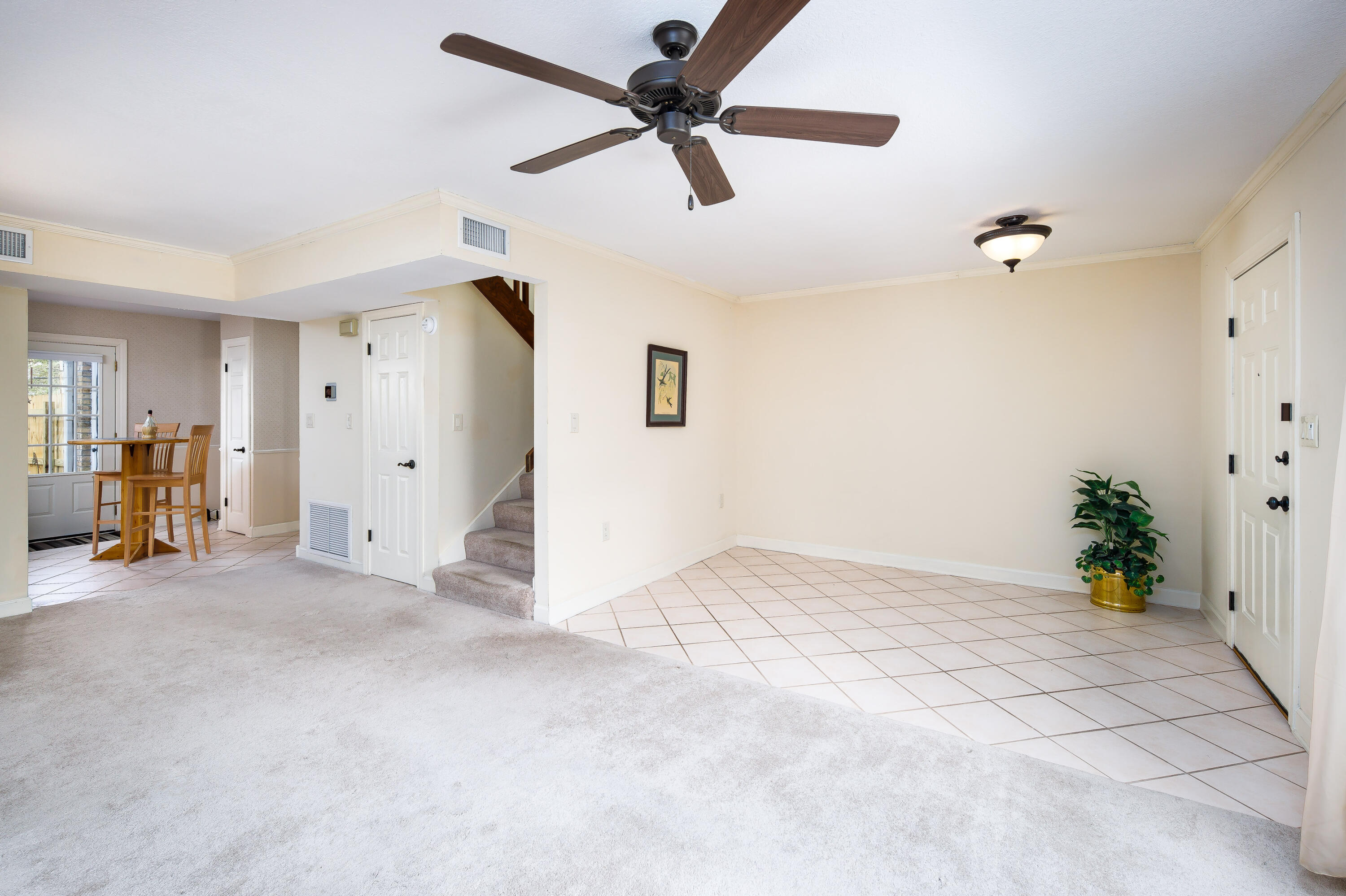 CERCLE NAUTIQUE TOWNHOUSES - Residential