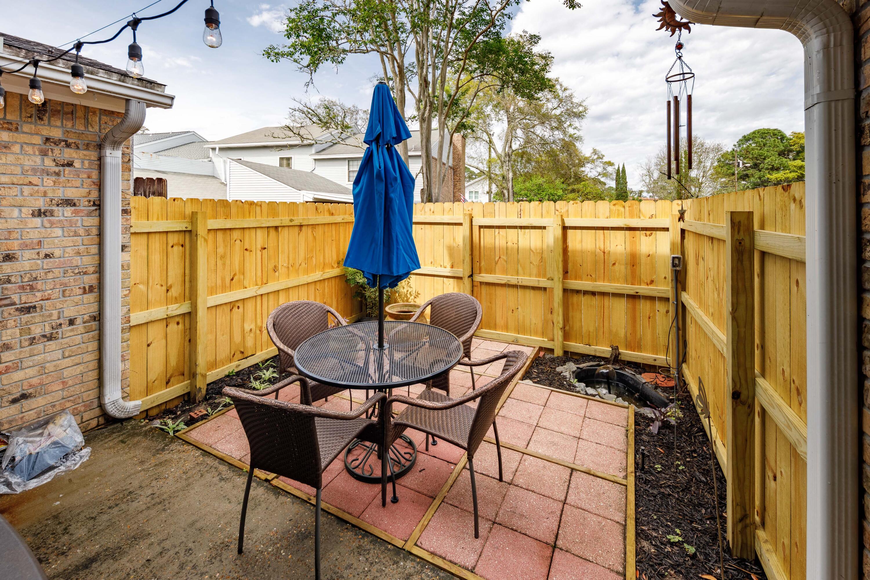 CERCLE NAUTIQUE TOWNHOUSES - Residential