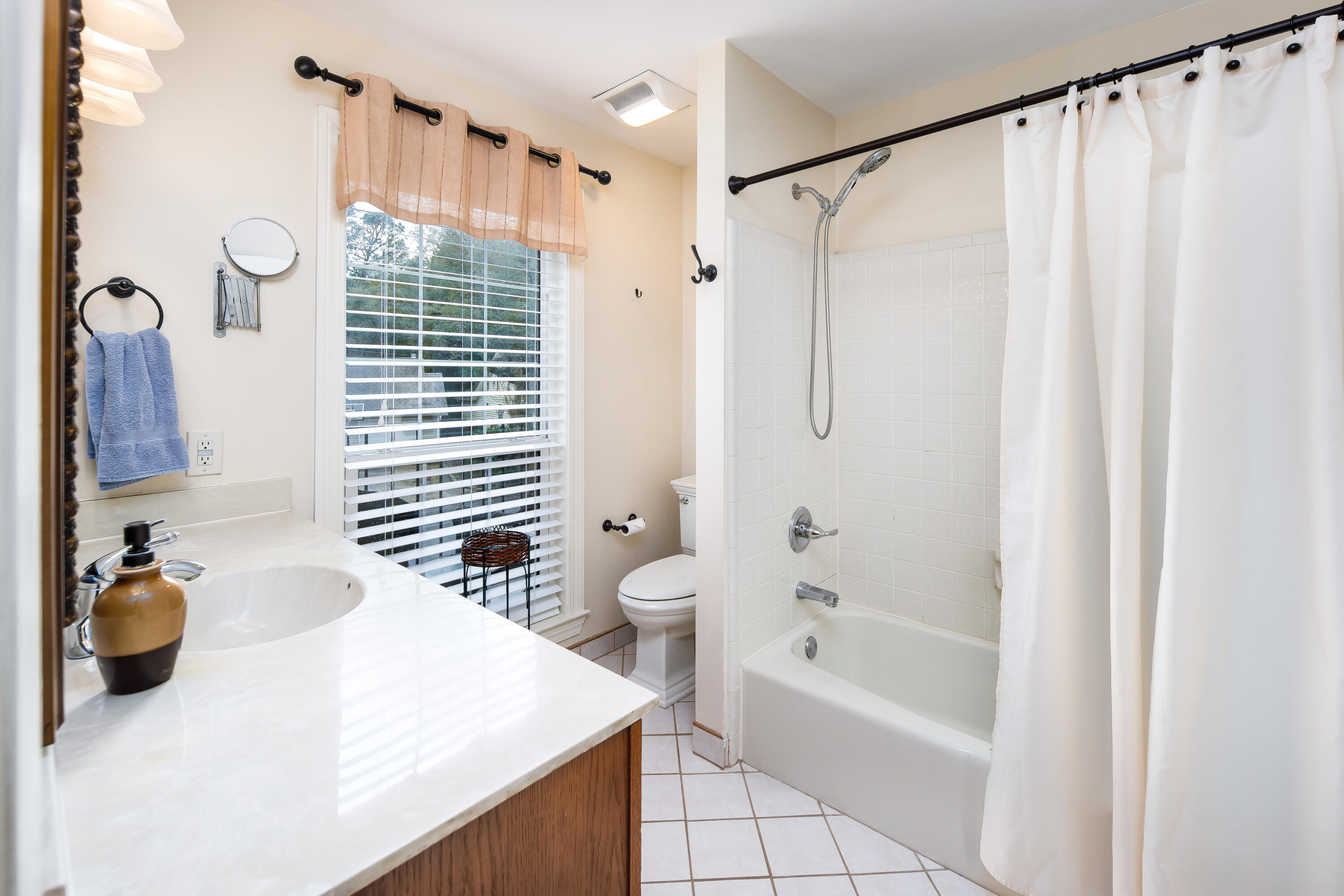 CERCLE NAUTIQUE TOWNHOUSES - Residential