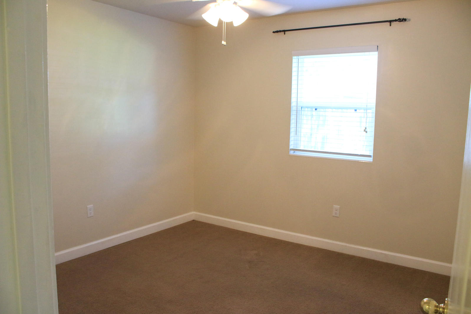 COUNTRY CLUB ESTATES 1ST ADDN - Residential