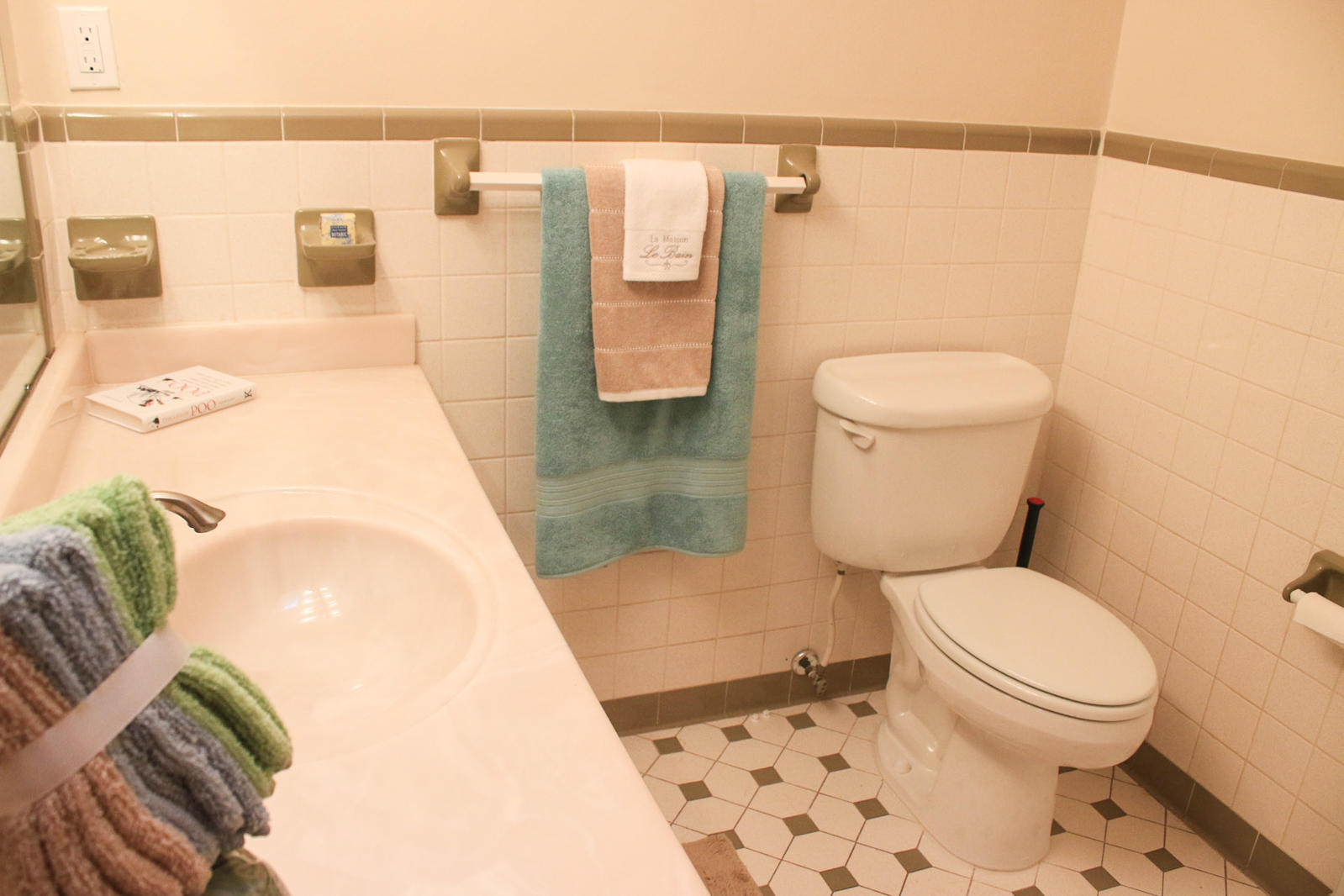 COUNTRY CLUB ESTATES 1ST ADDN - Residential