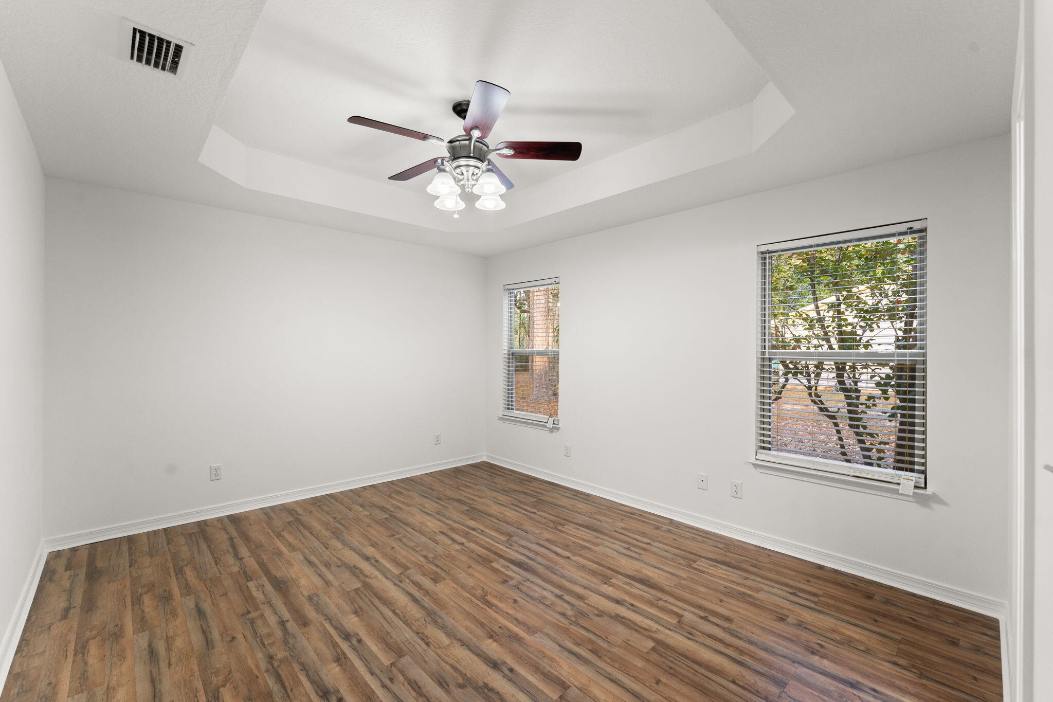 CROSS CREEK SHORES - Residential Lease