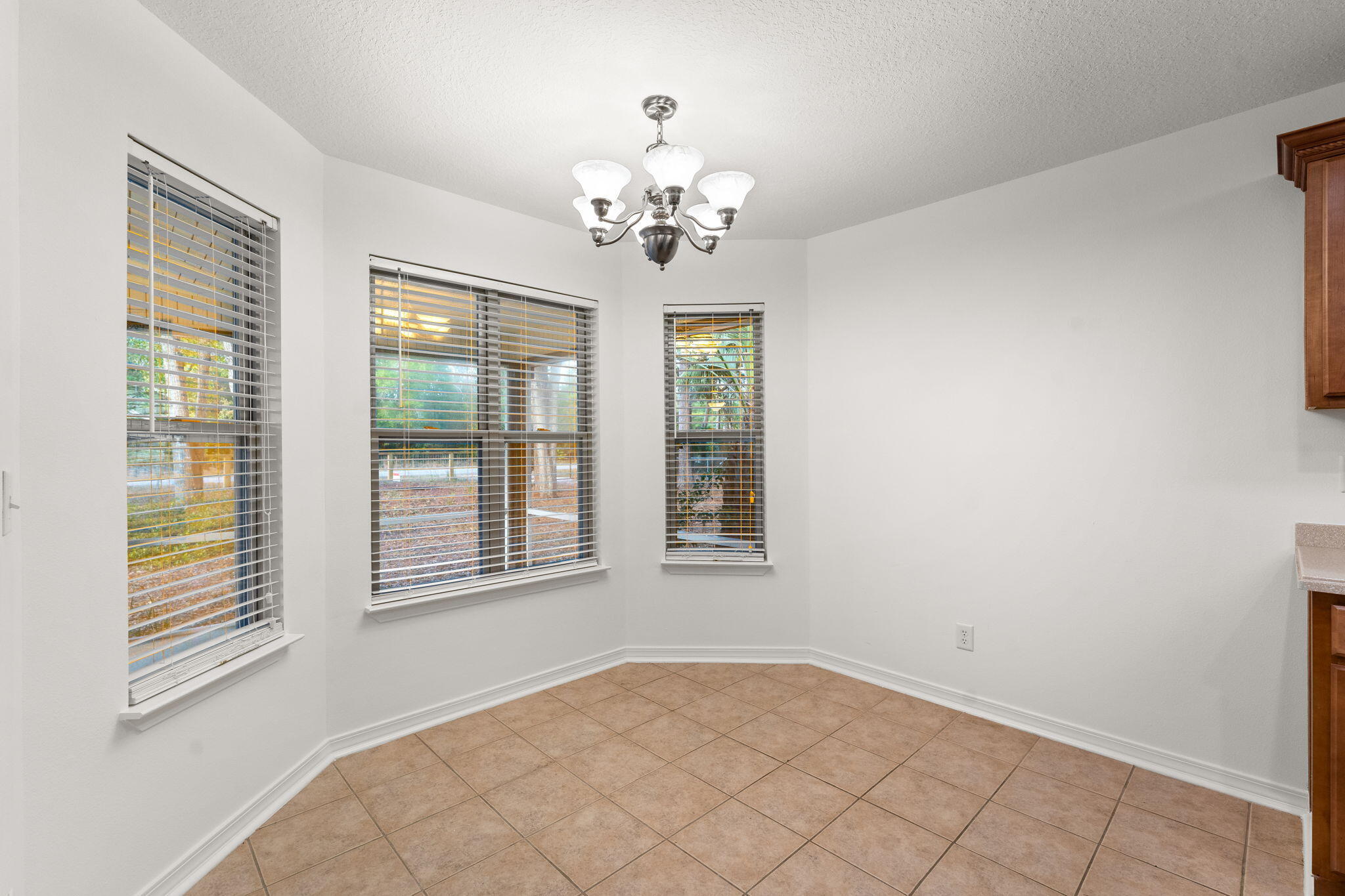 CROSS CREEK SHORES - Residential Lease