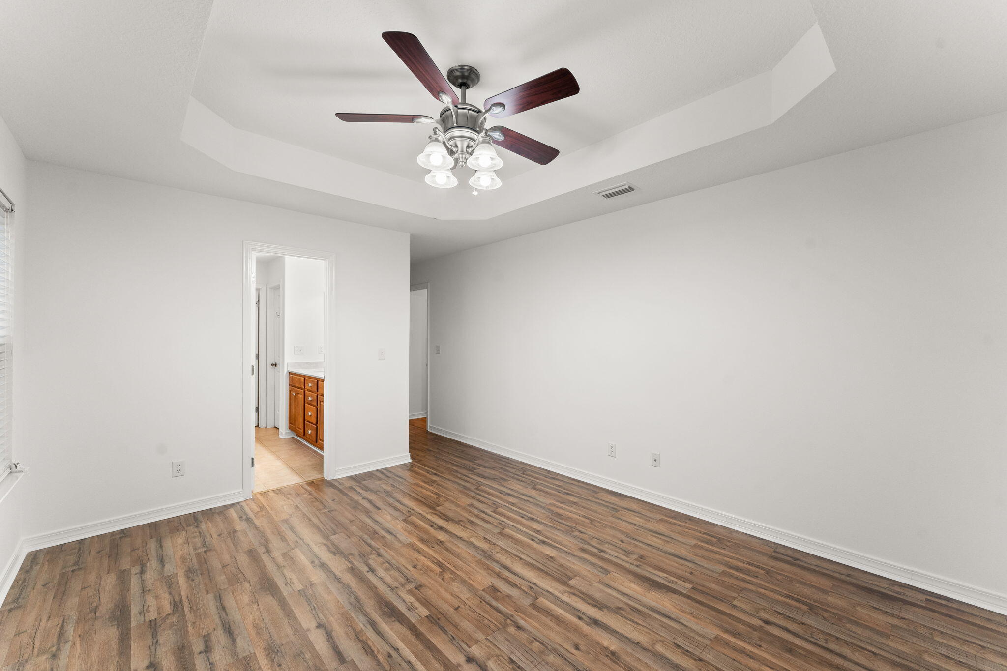 CROSS CREEK SHORES - Residential Lease