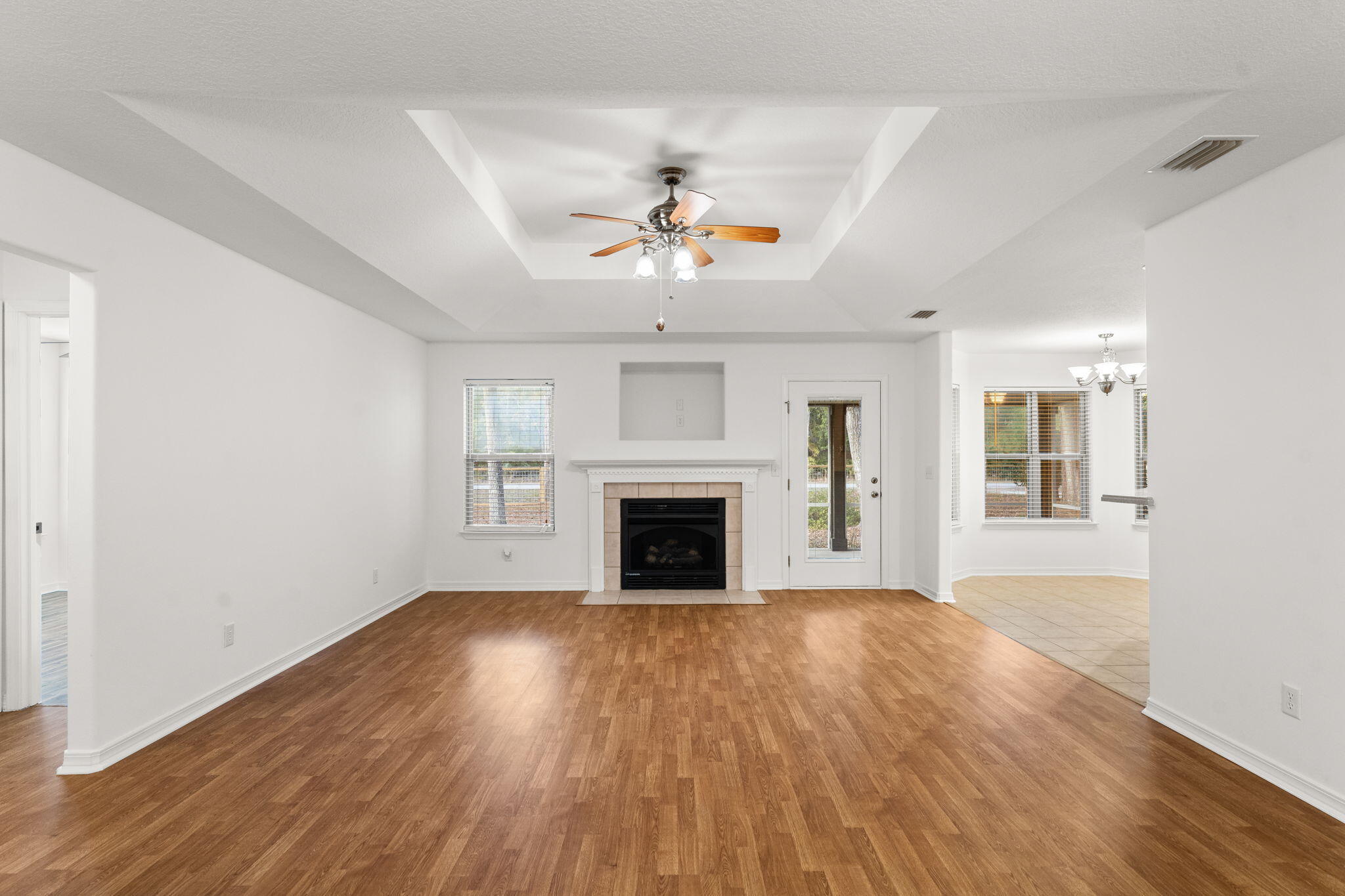 CROSS CREEK SHORES - Residential Lease