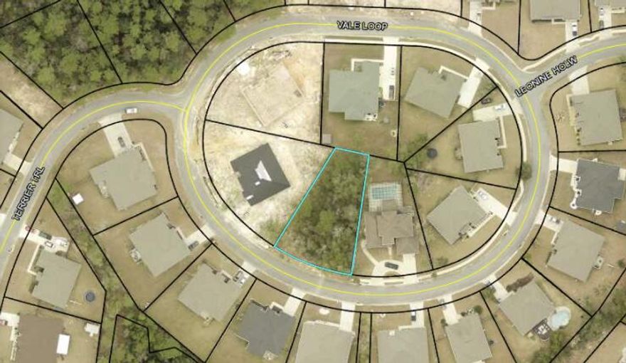 ATTENTION Builders/Investors: Rare opportunity to purchase a lot in the well Established Neighborhood of Fox Valley.