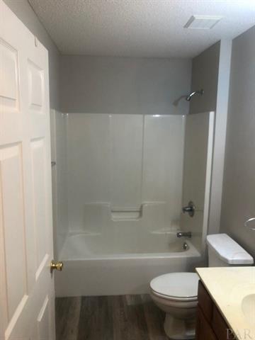 MELISSA OAKS - Residential