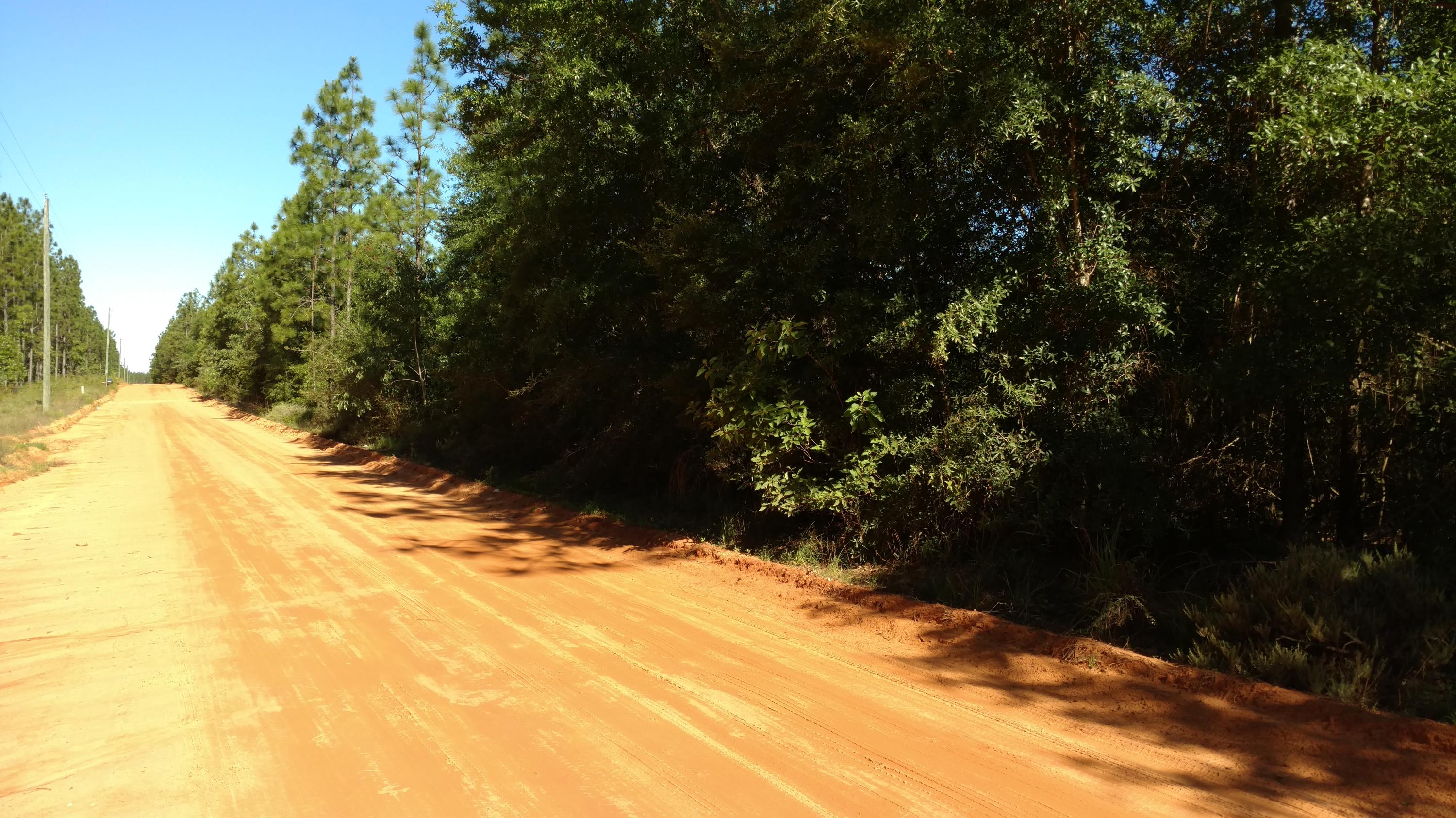 METES & BOUNDS - Land