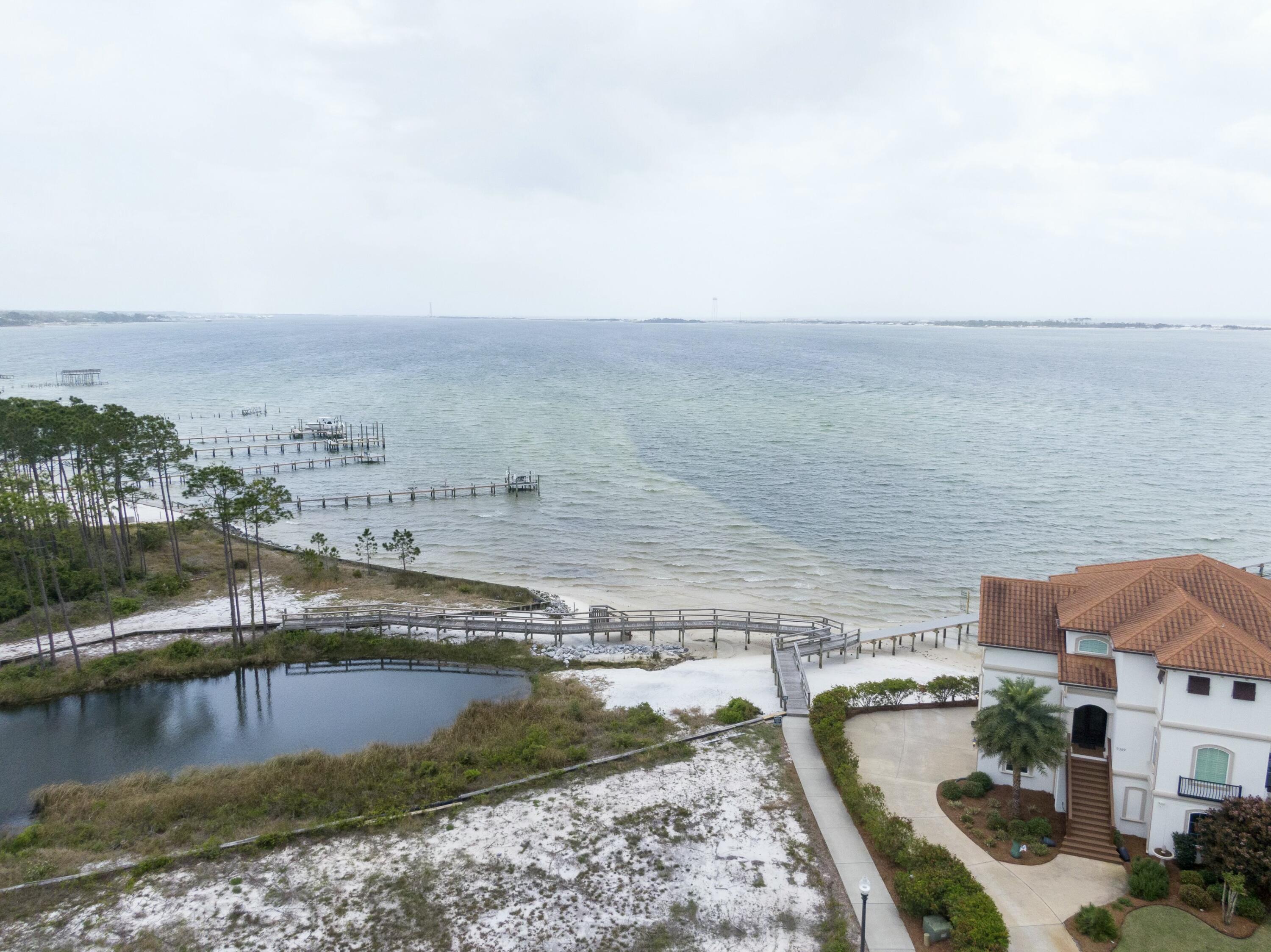 PALMETTO LAKE PRESERVE - Land