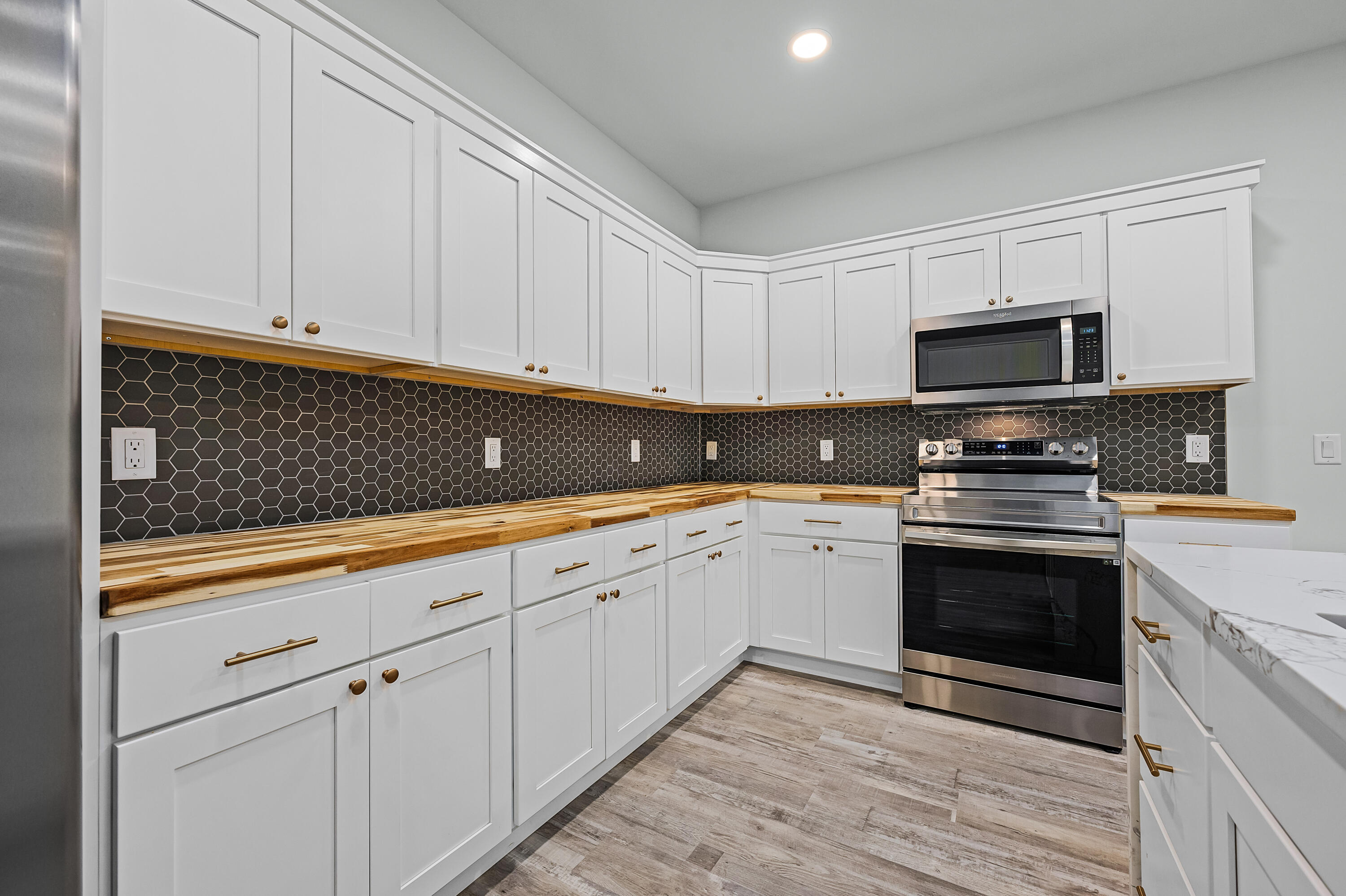 LOWERY TOWNHOMES - Residential