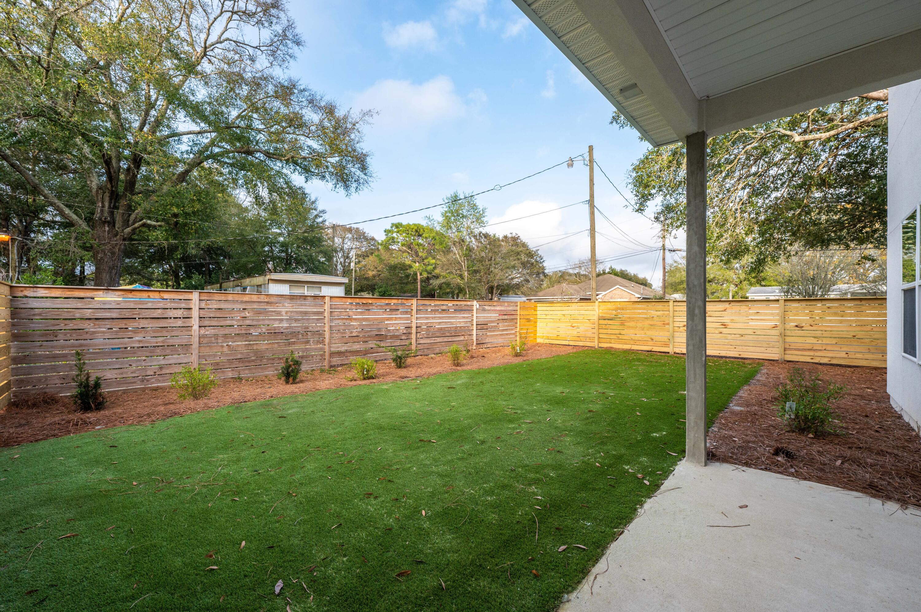 LOWERY TOWNHOMES - Residential