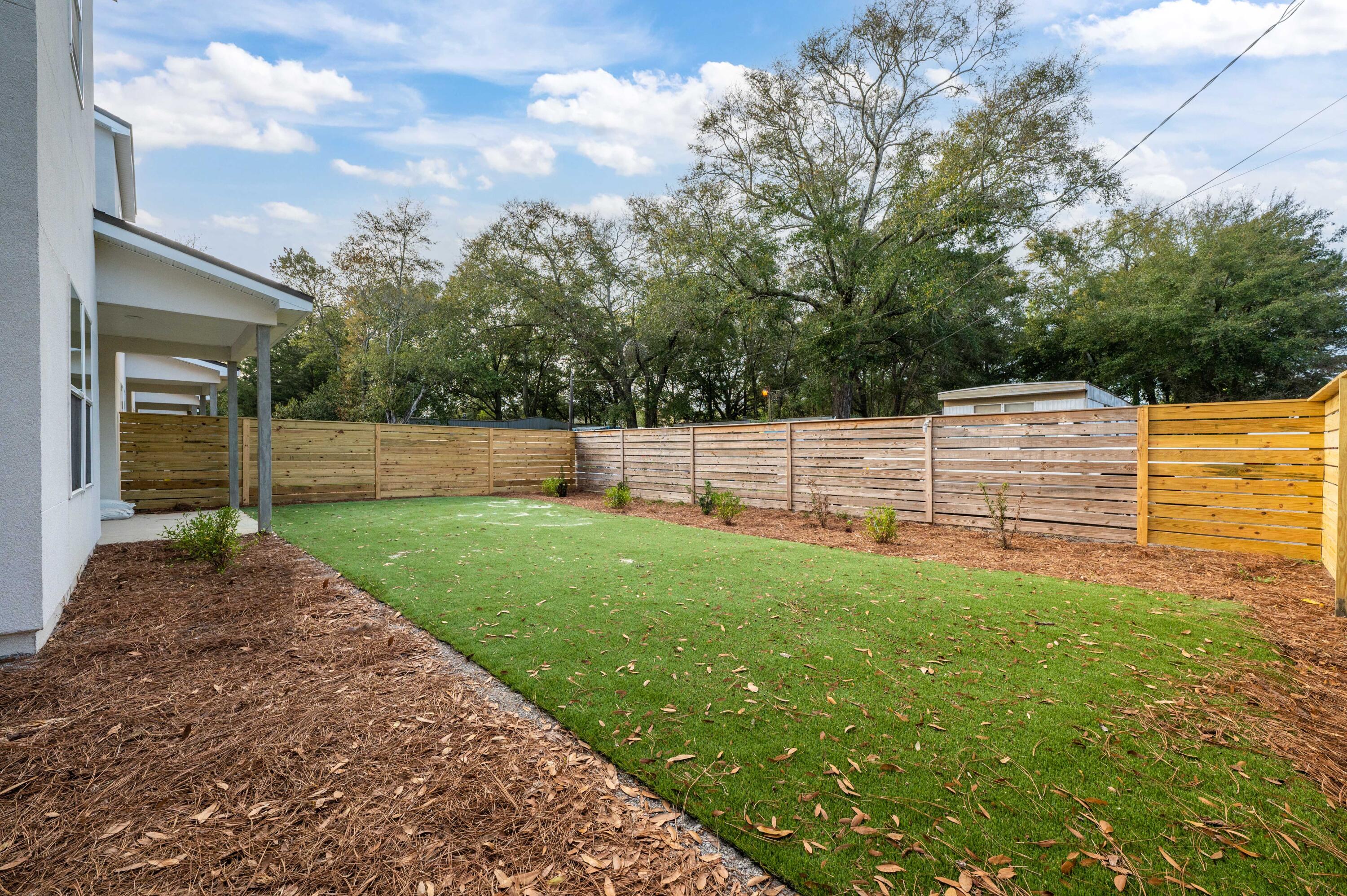 LOWERY TOWNHOMES - Residential