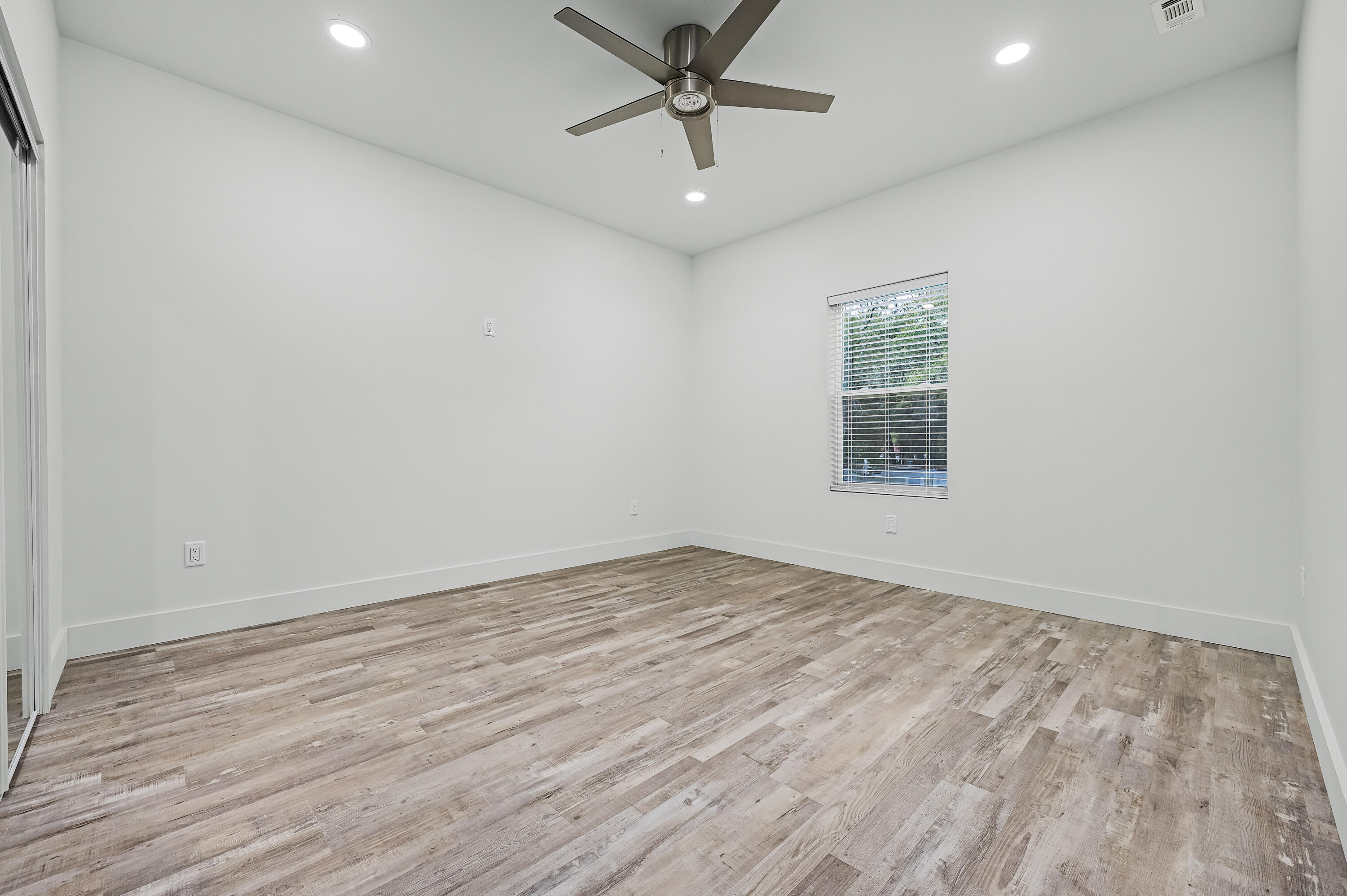 LOWERY TOWNHOMES - Residential