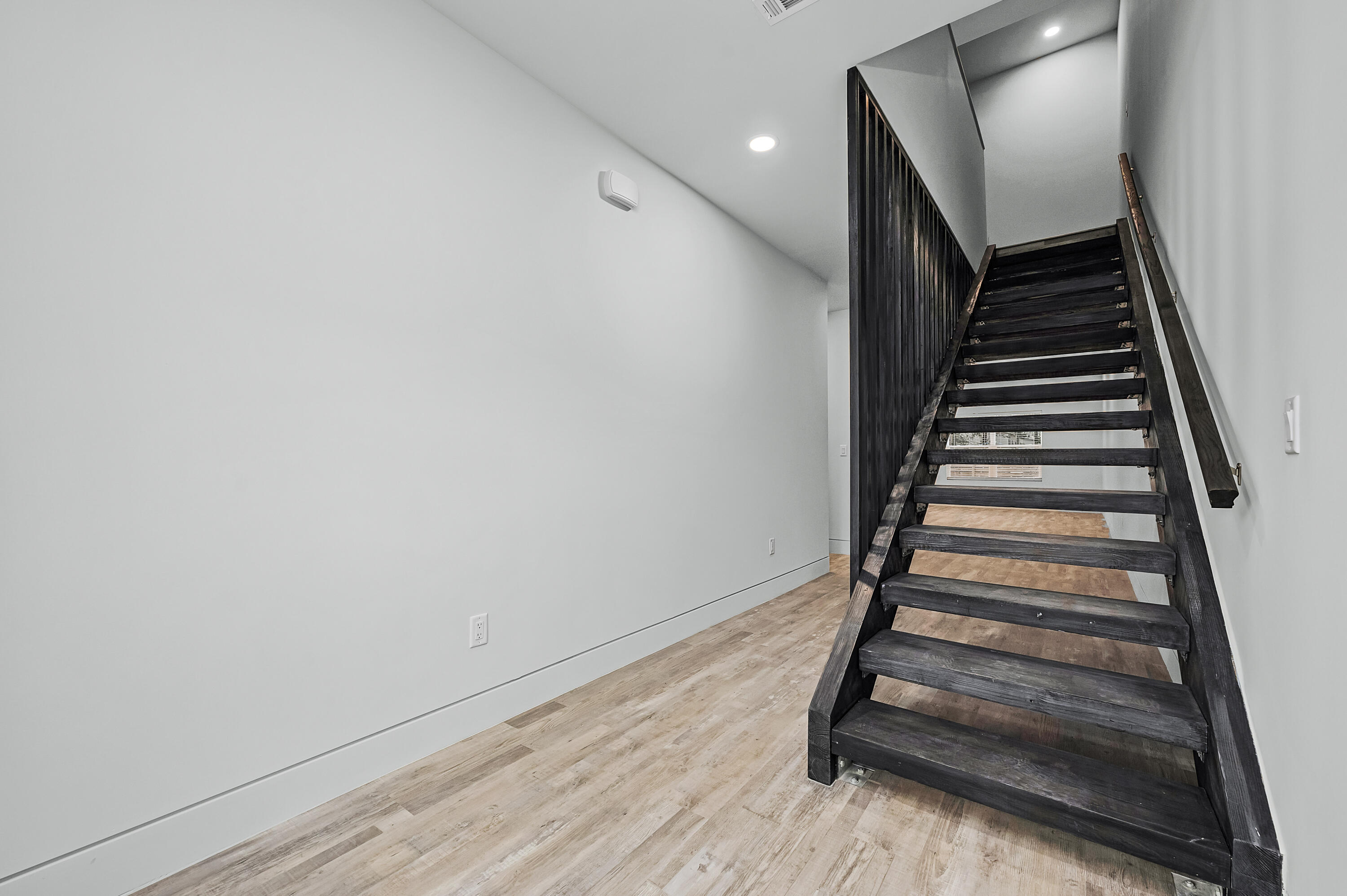 LOWERY TOWNHOMES - Residential