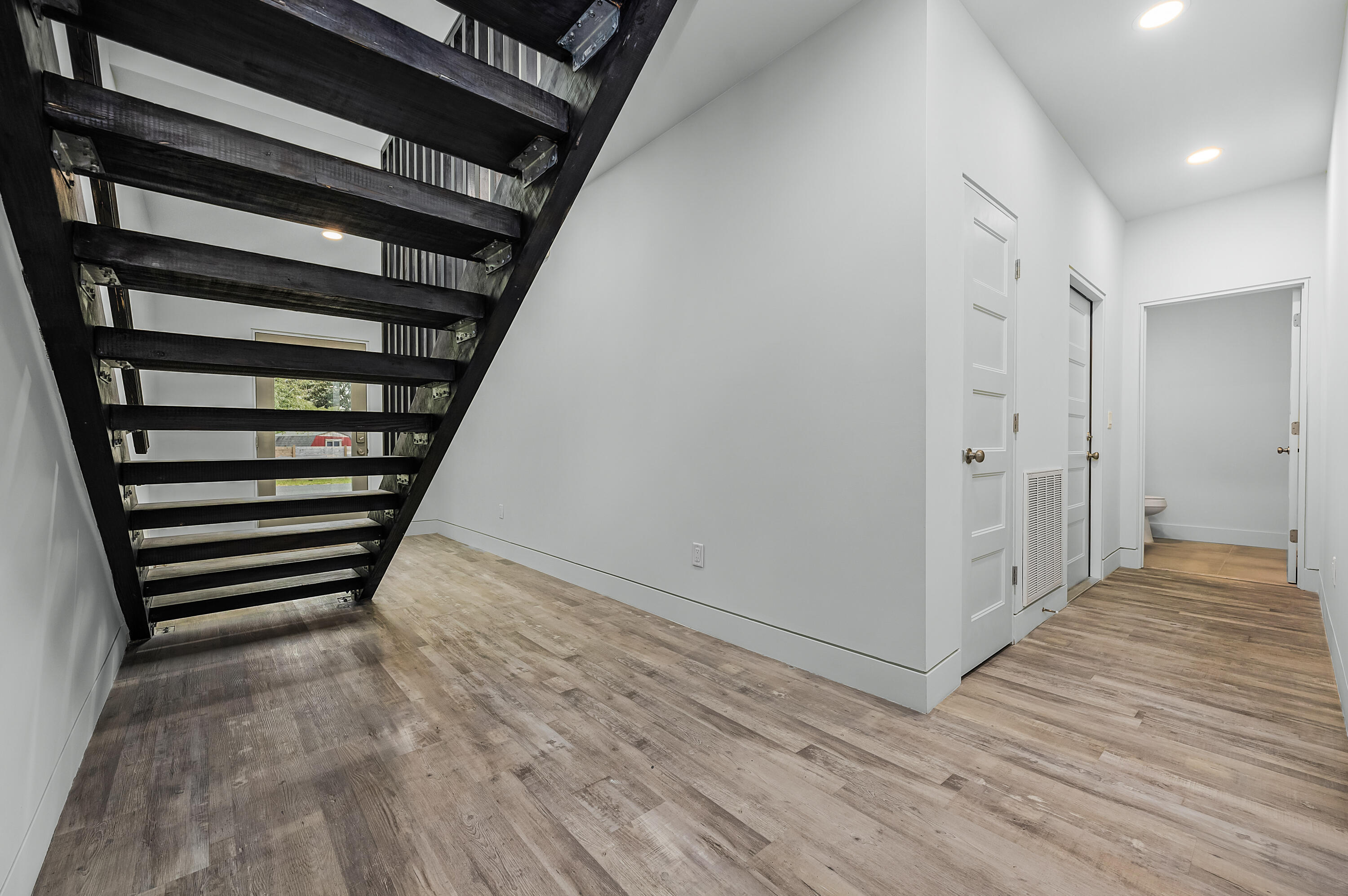 LOWERY TOWNHOMES - Residential