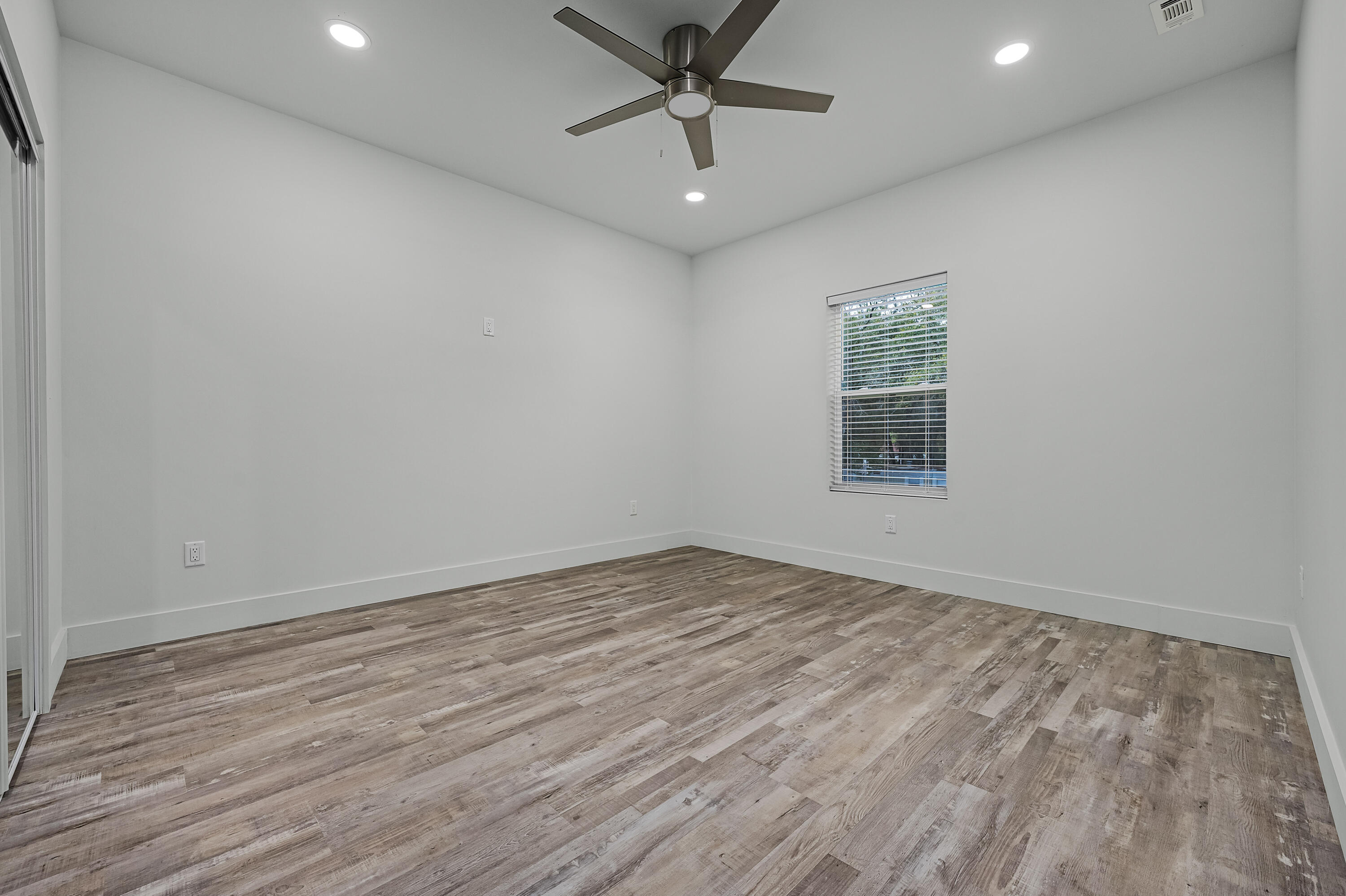 LOWERY TOWNHOMES - Residential