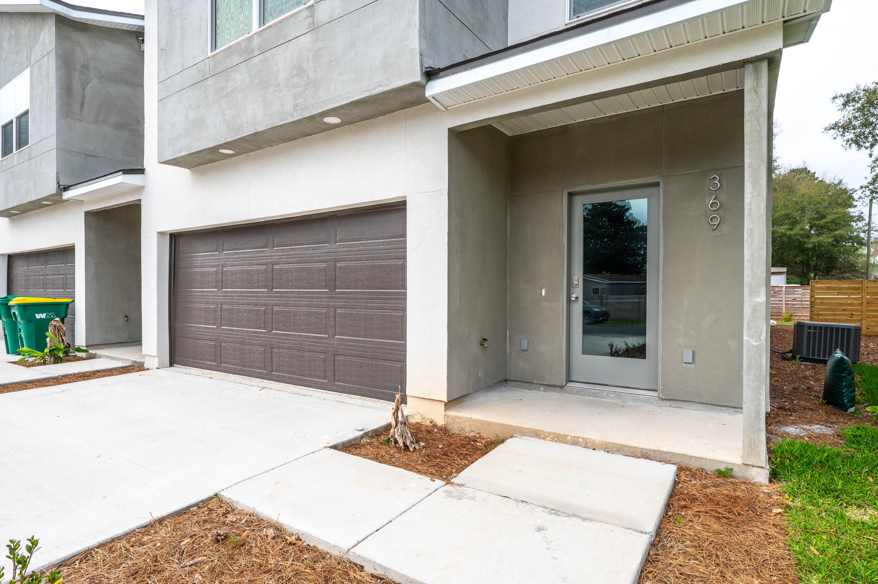 LOWERY TOWNHOMES - Residential