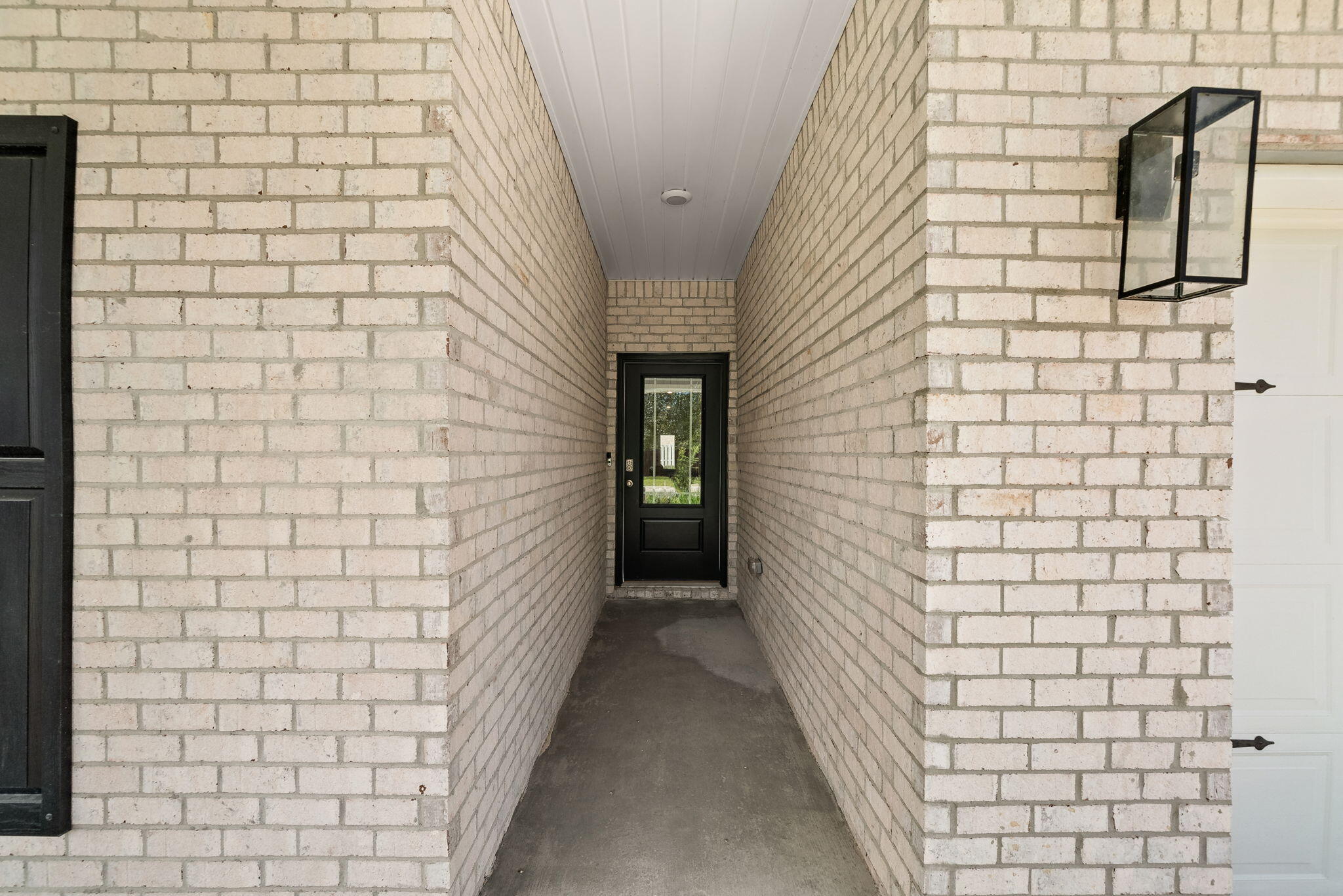 LIVE OAK HARBOUR - Residential Lease