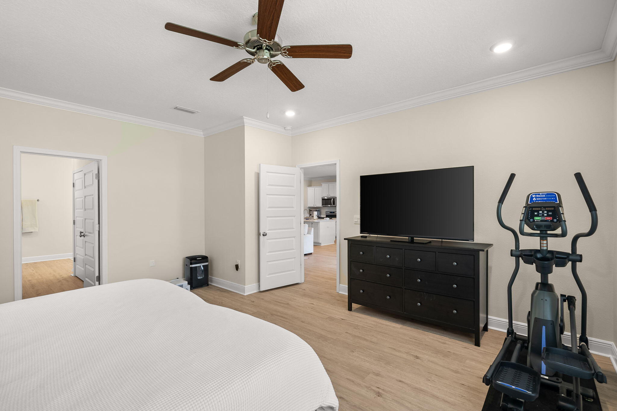 LIVE OAK HARBOUR - Residential Lease