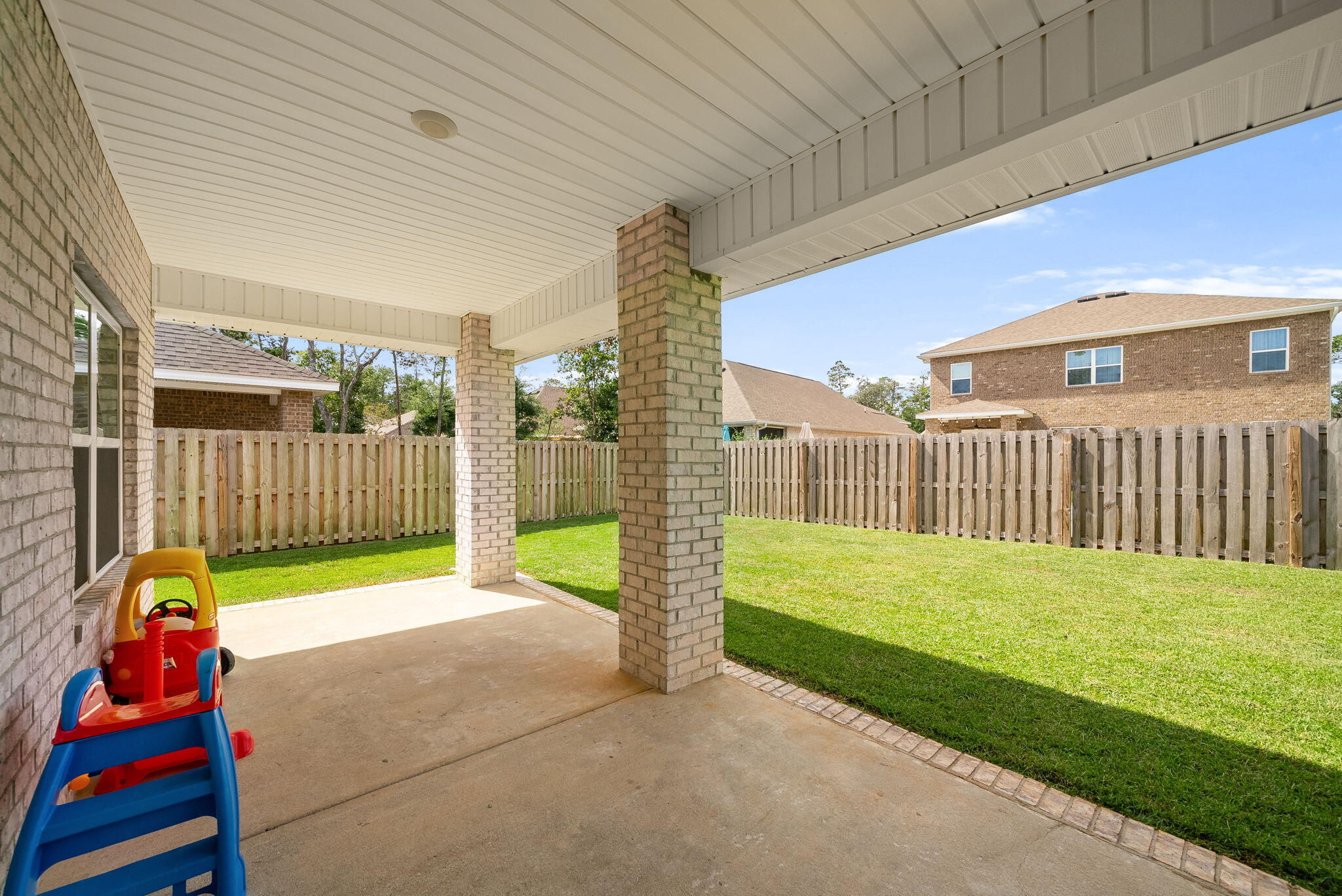 LIVE OAK HARBOUR - Residential Lease