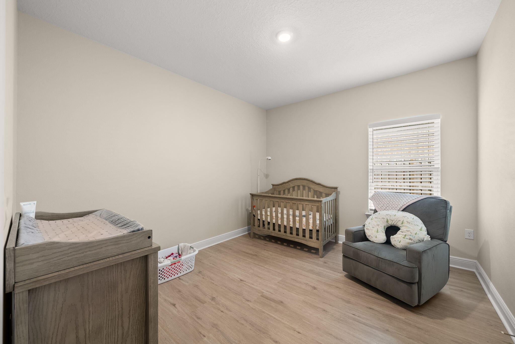 LIVE OAK HARBOUR - Residential Lease