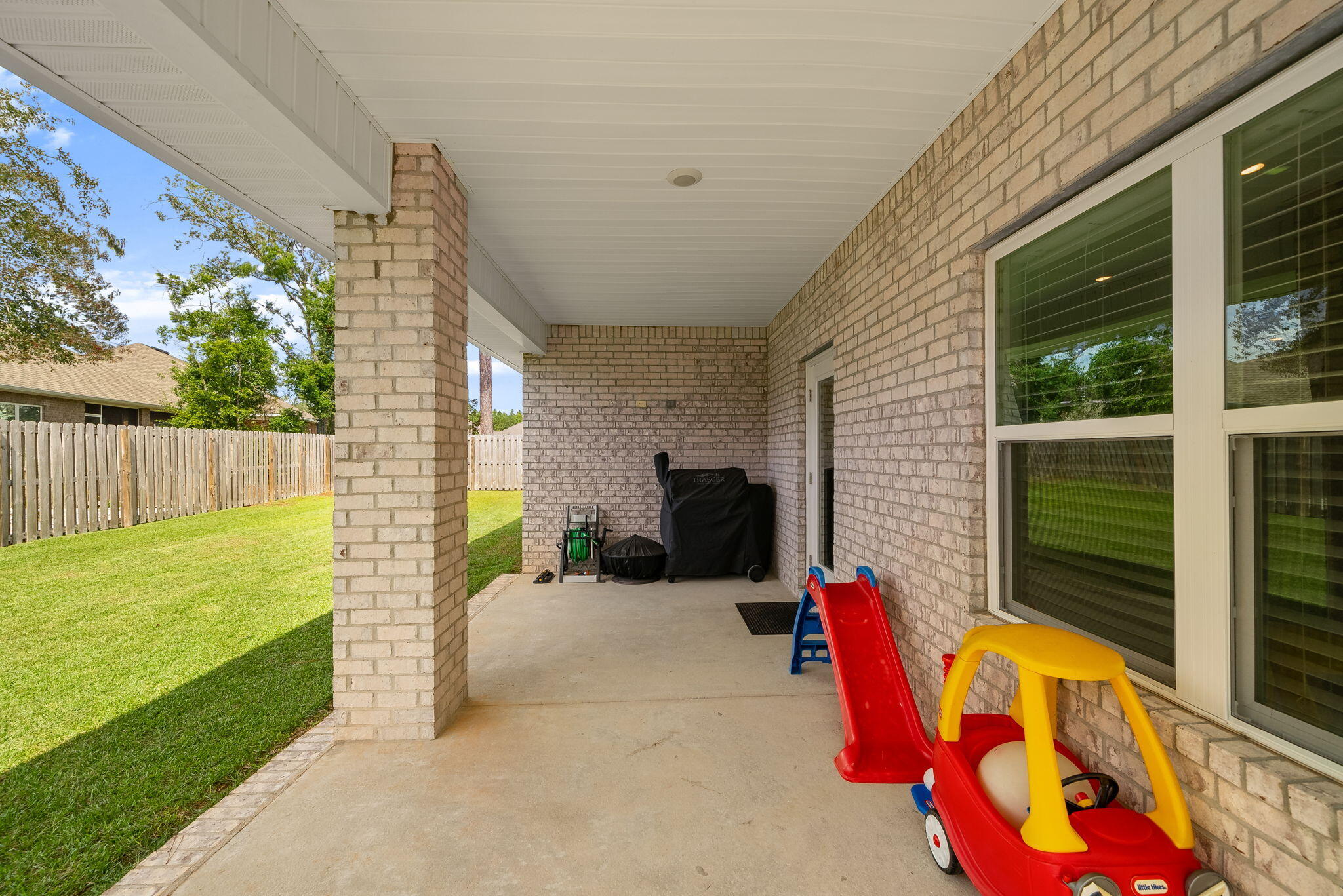 LIVE OAK HARBOUR - Residential Lease