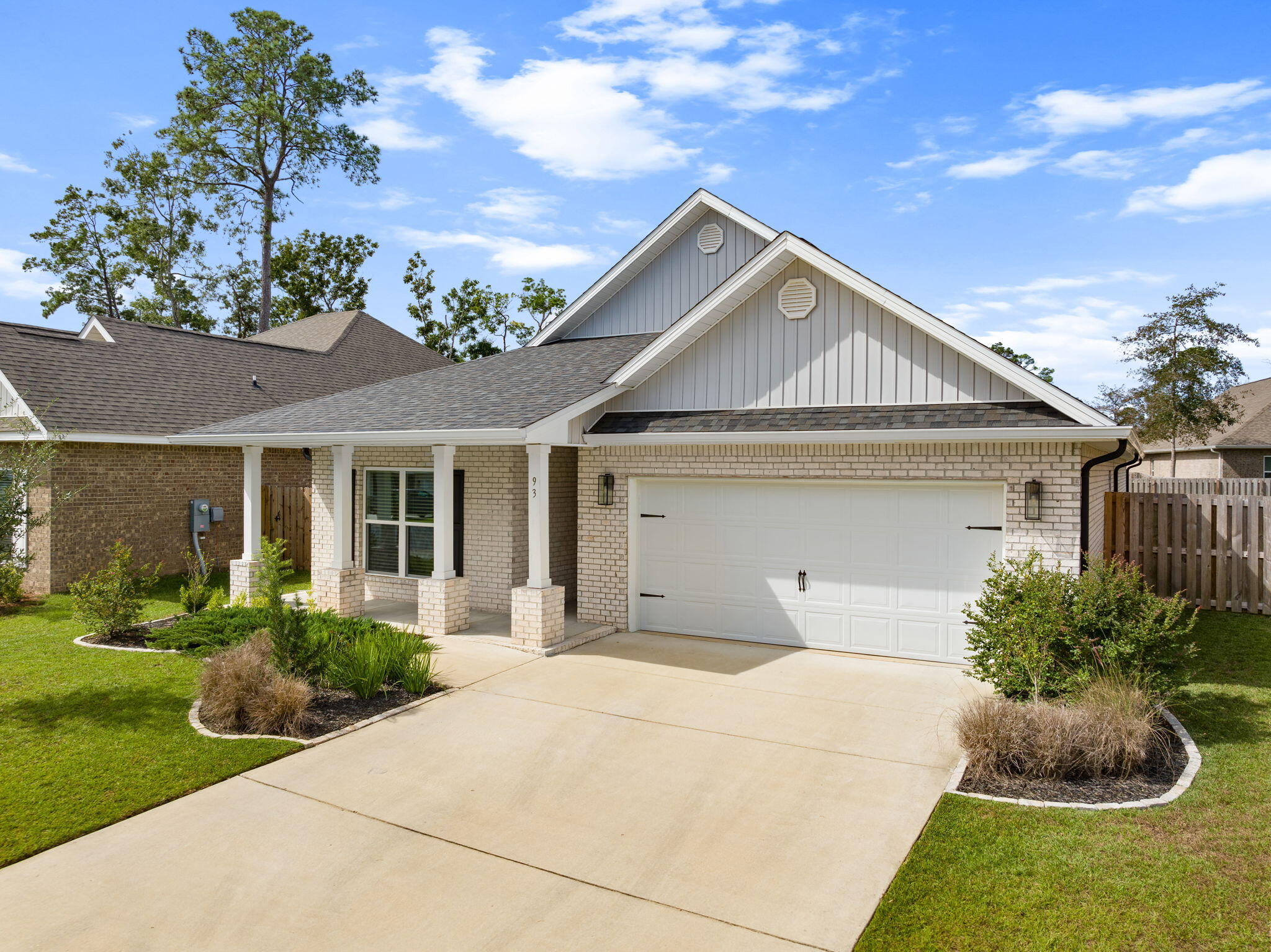 LIVE OAK HARBOUR - Residential Lease