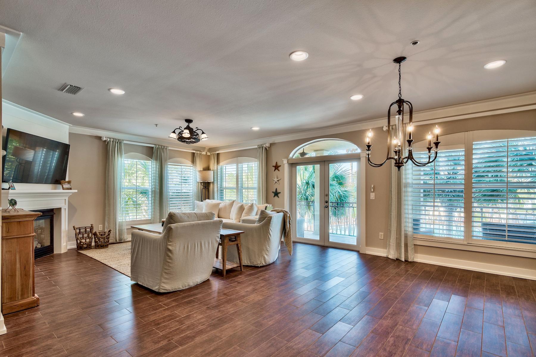 VILLAS AT SEACREST BEACH - Residential