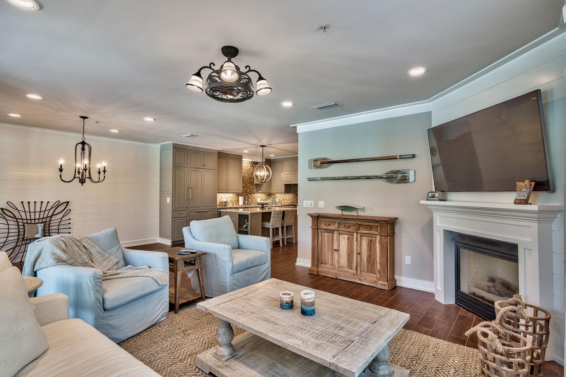 VILLAS AT SEACREST BEACH - Residential