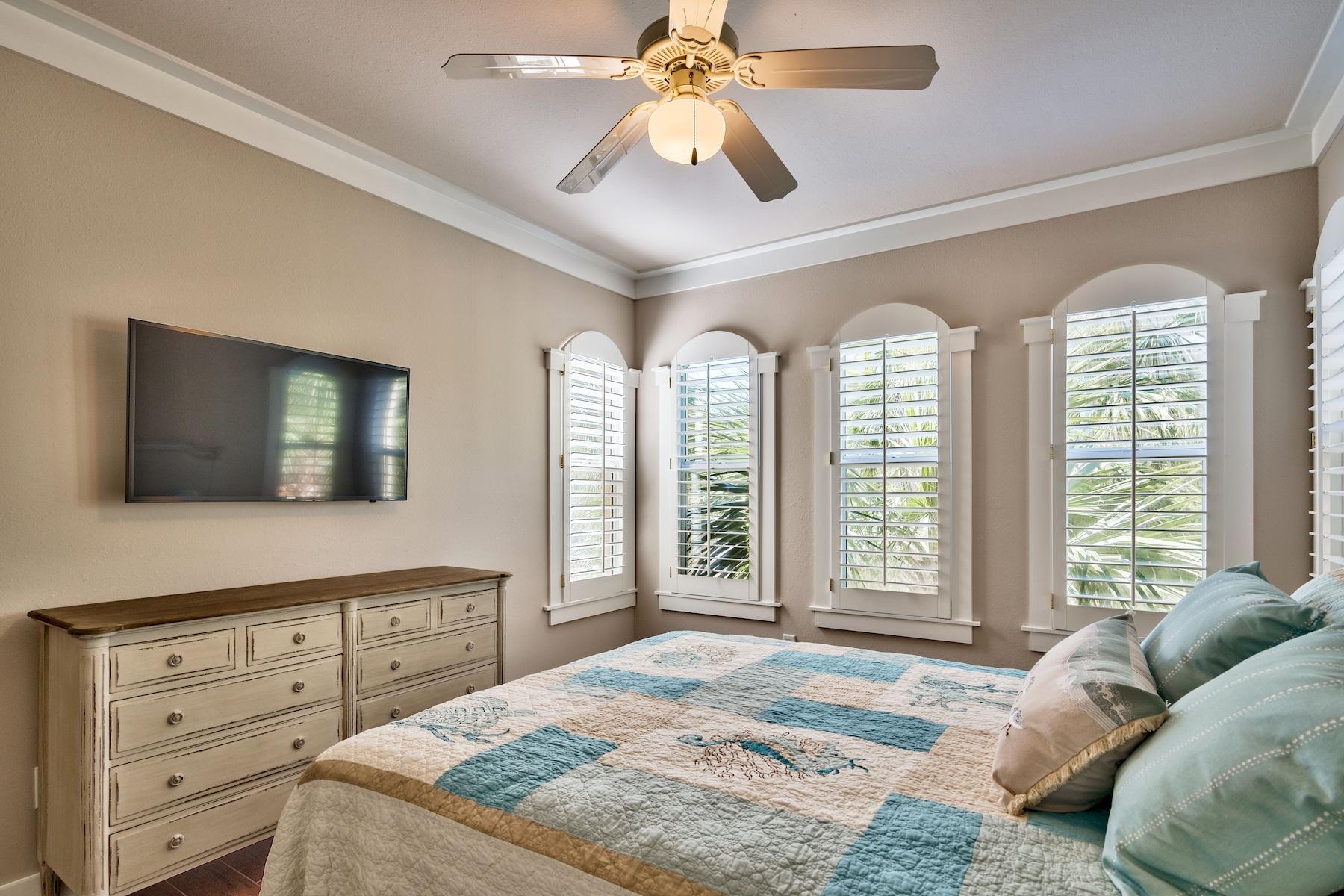 VILLAS AT SEACREST BEACH - Residential