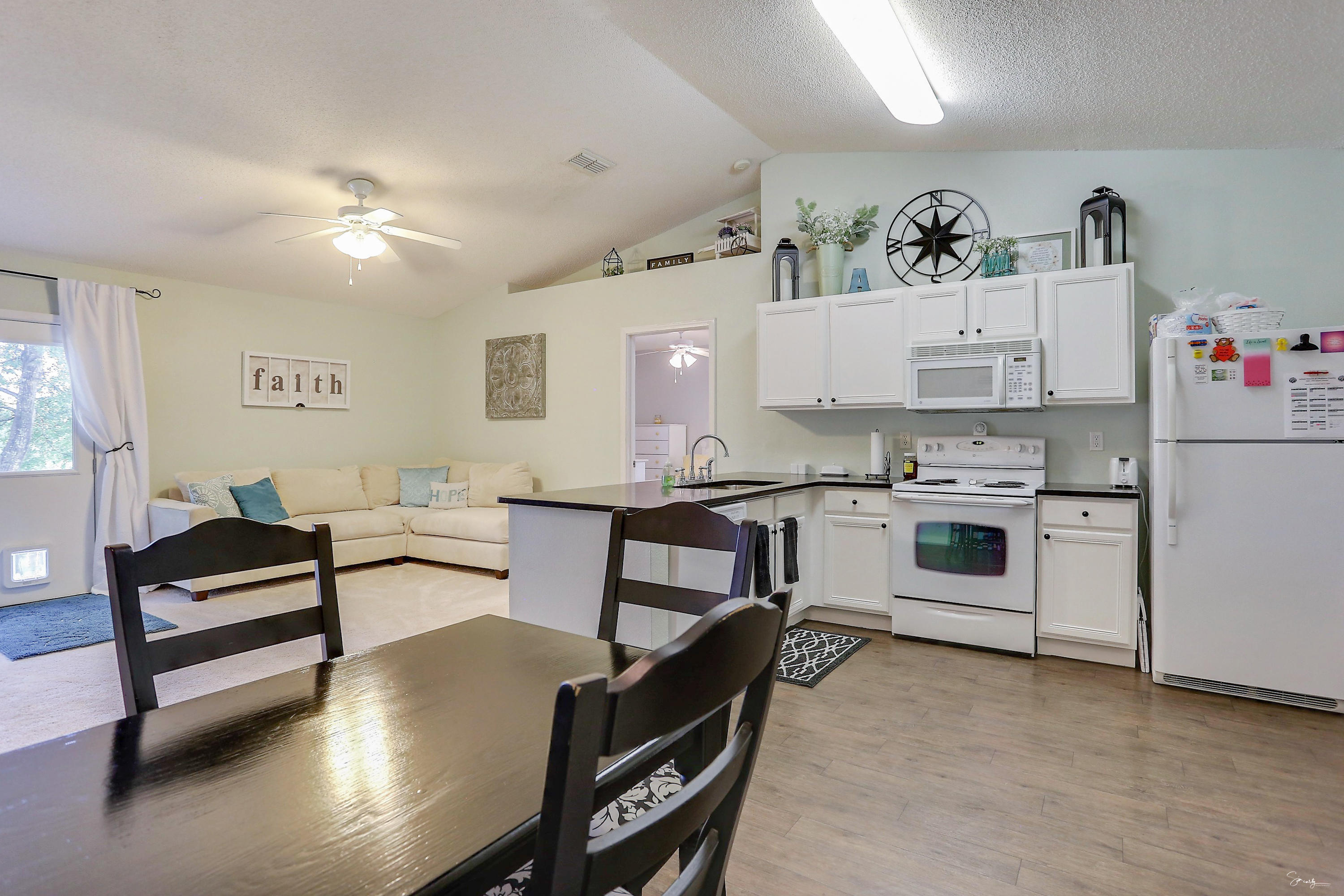 RIDGE CREST PH I - Residential