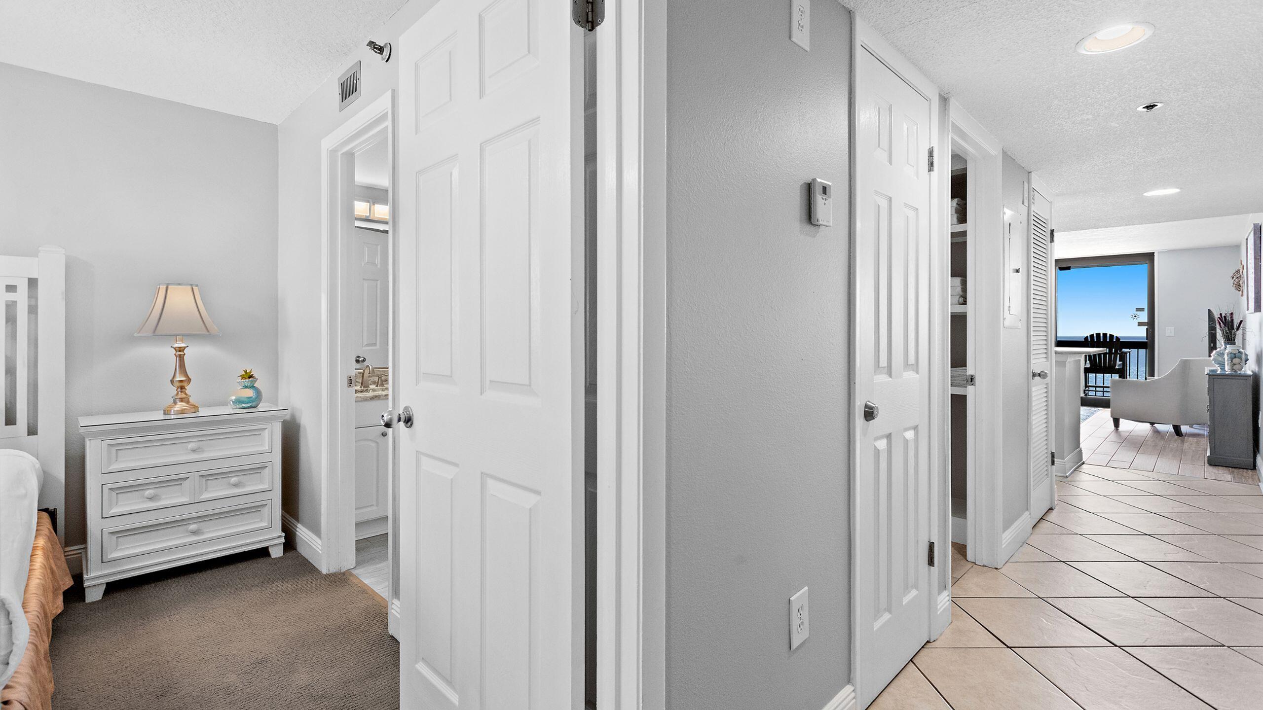 SUNDESTIN INTERNATIONAL CONDO - Residential