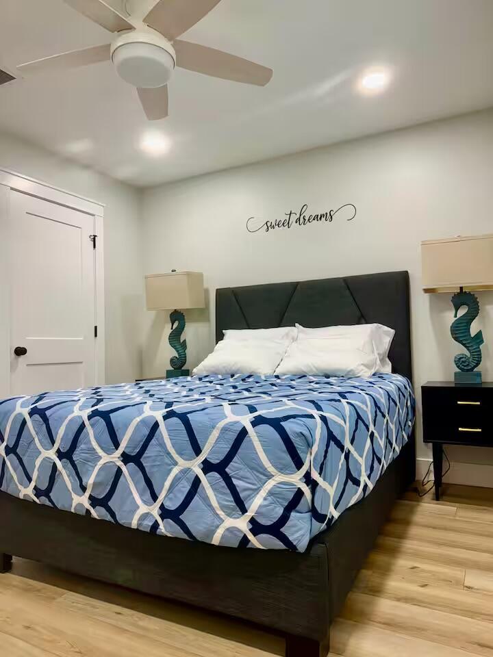 HOLLEY BY THE SEA - Residential
