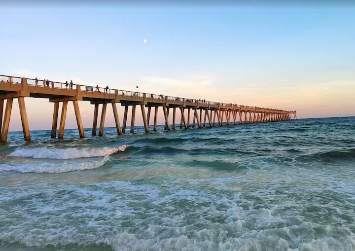 HOLLEY BY THE SEA - Residential