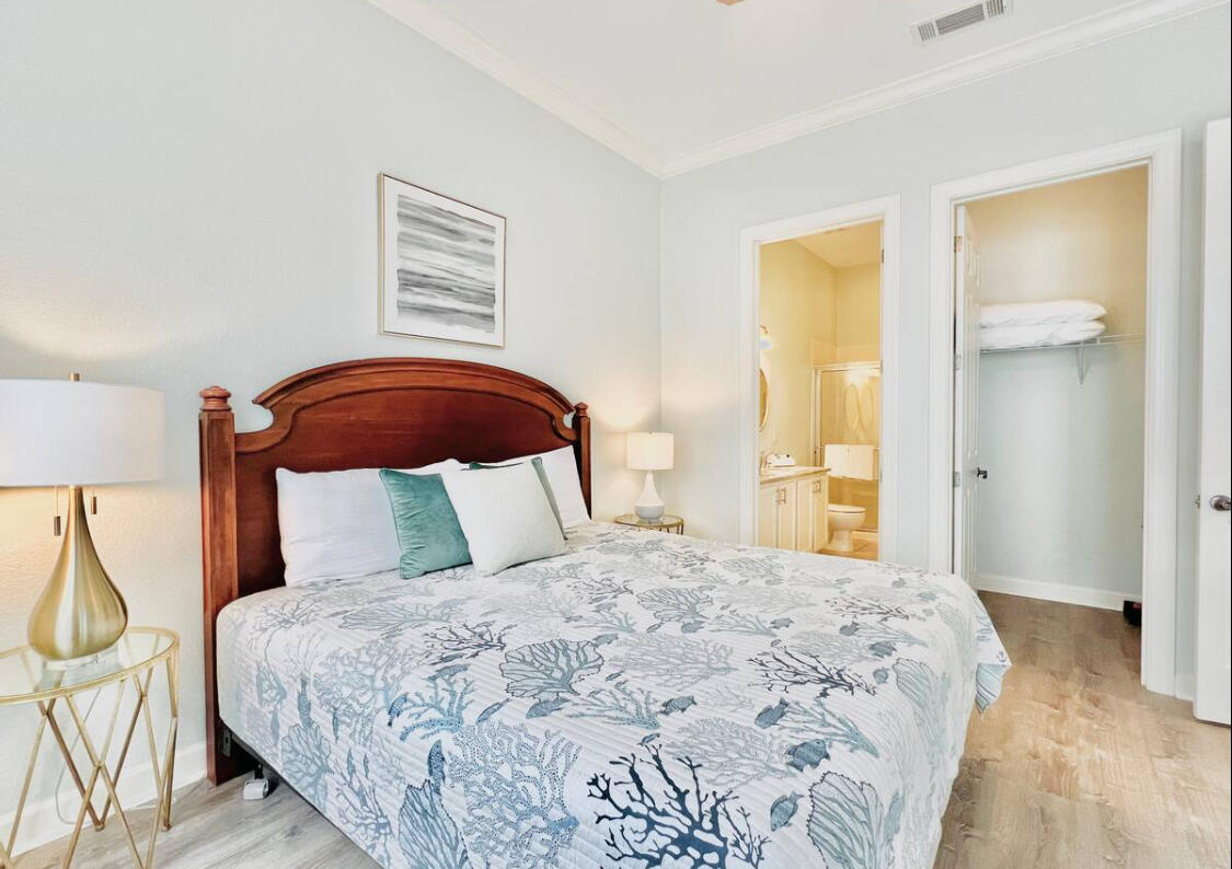 CRYSTAL COVE - Residential