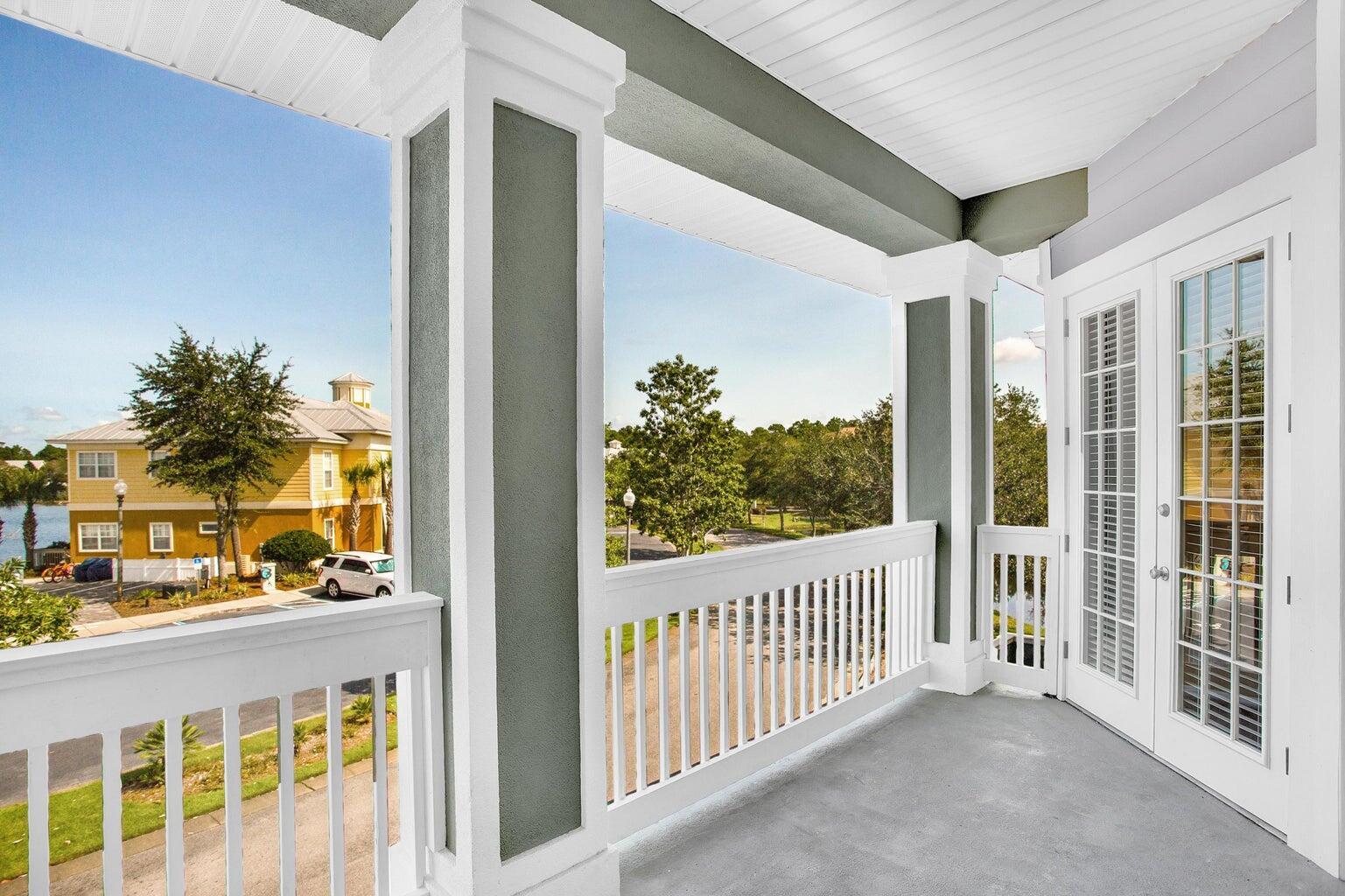 CRYSTAL COVE - Residential