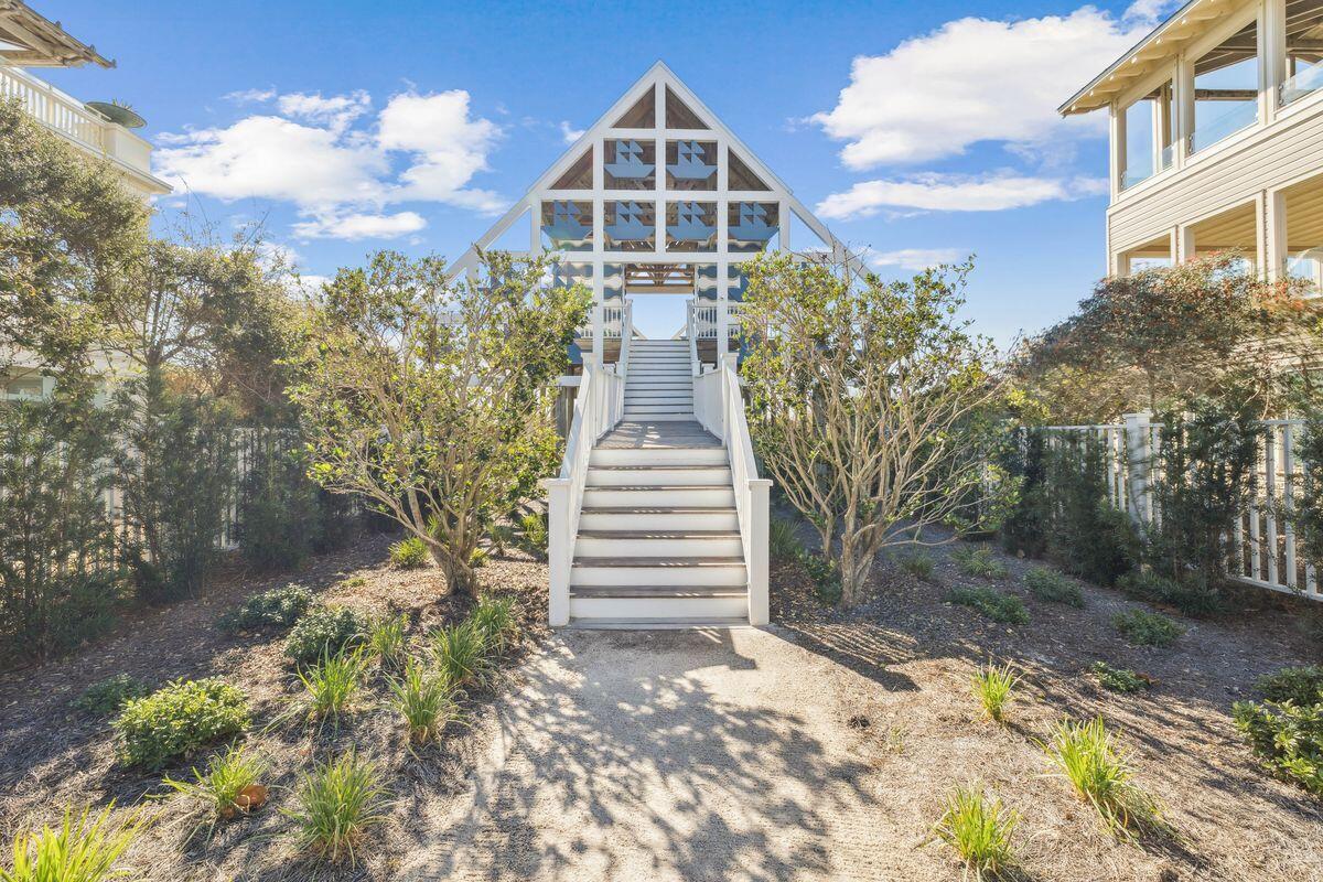 SEASIDE 11 - Residential