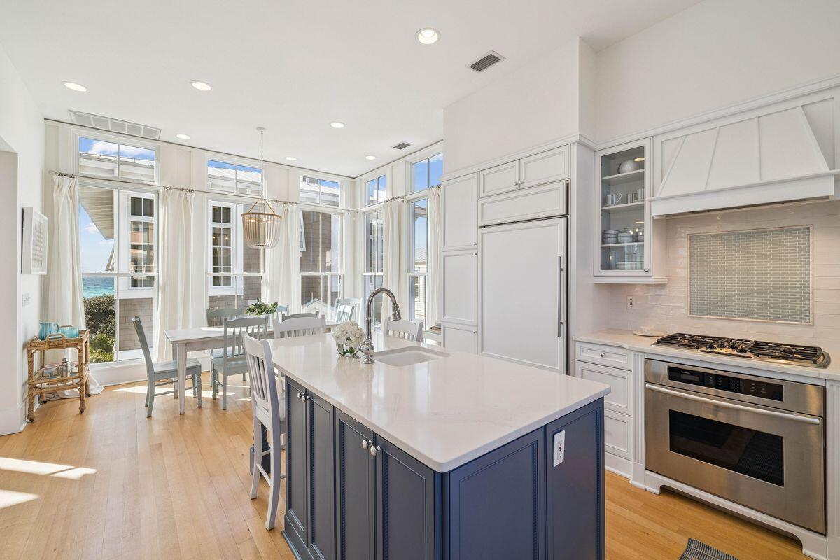 SEASIDE 11 - Residential