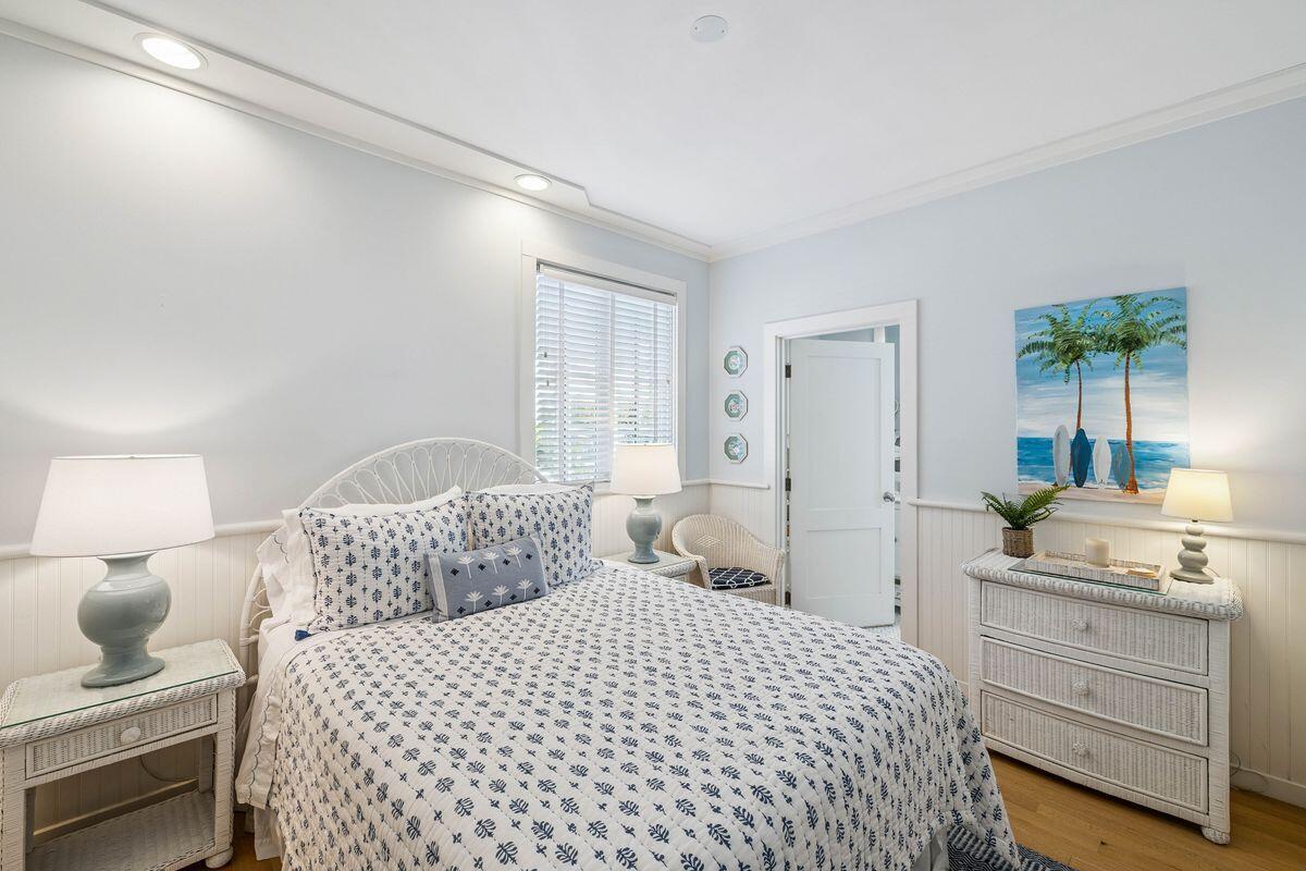 SEASIDE 11 - Residential