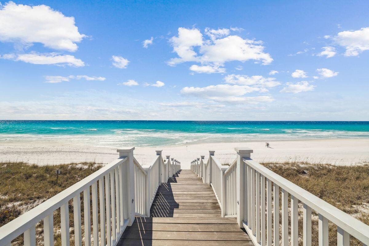 SEASIDE 11 - Residential