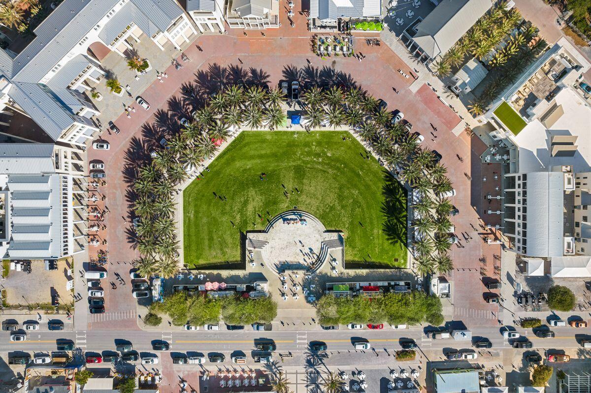 SEASIDE 11 - Residential