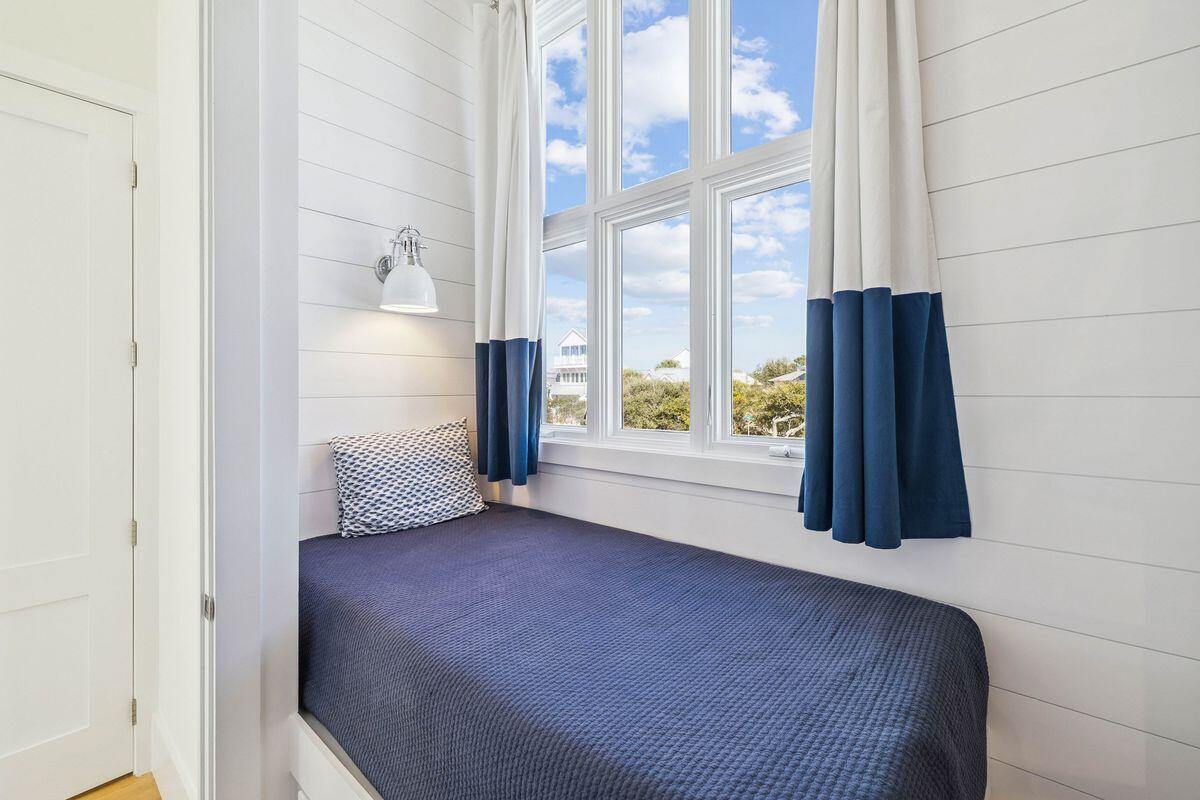 SEASIDE 11 - Residential