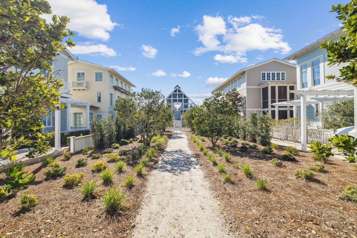 SEASIDE 11 - Residential