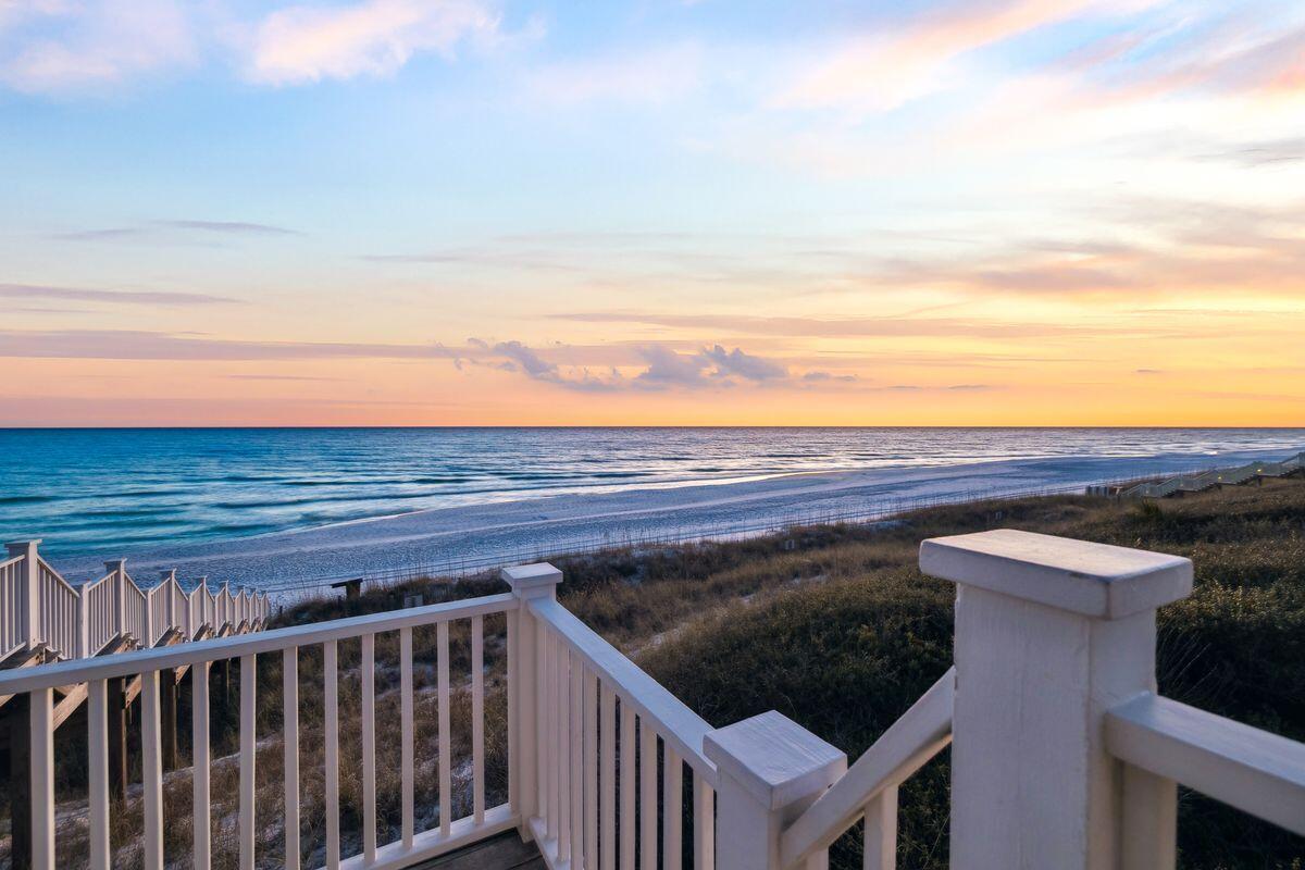 SEASIDE 11 - Residential