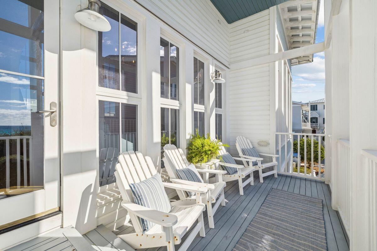 SEASIDE 11 - Residential