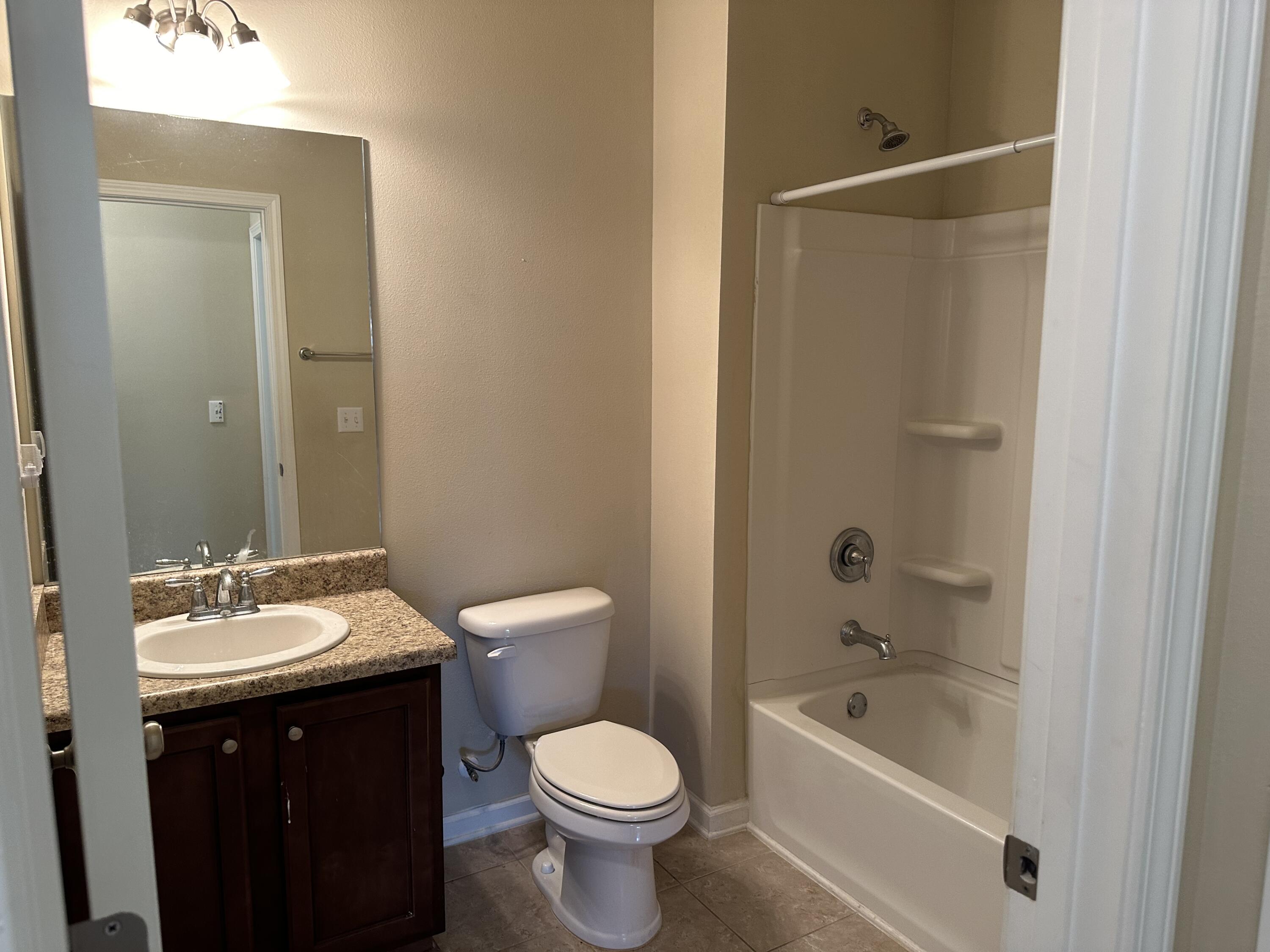 HAMMOCK BAY - Residential Lease